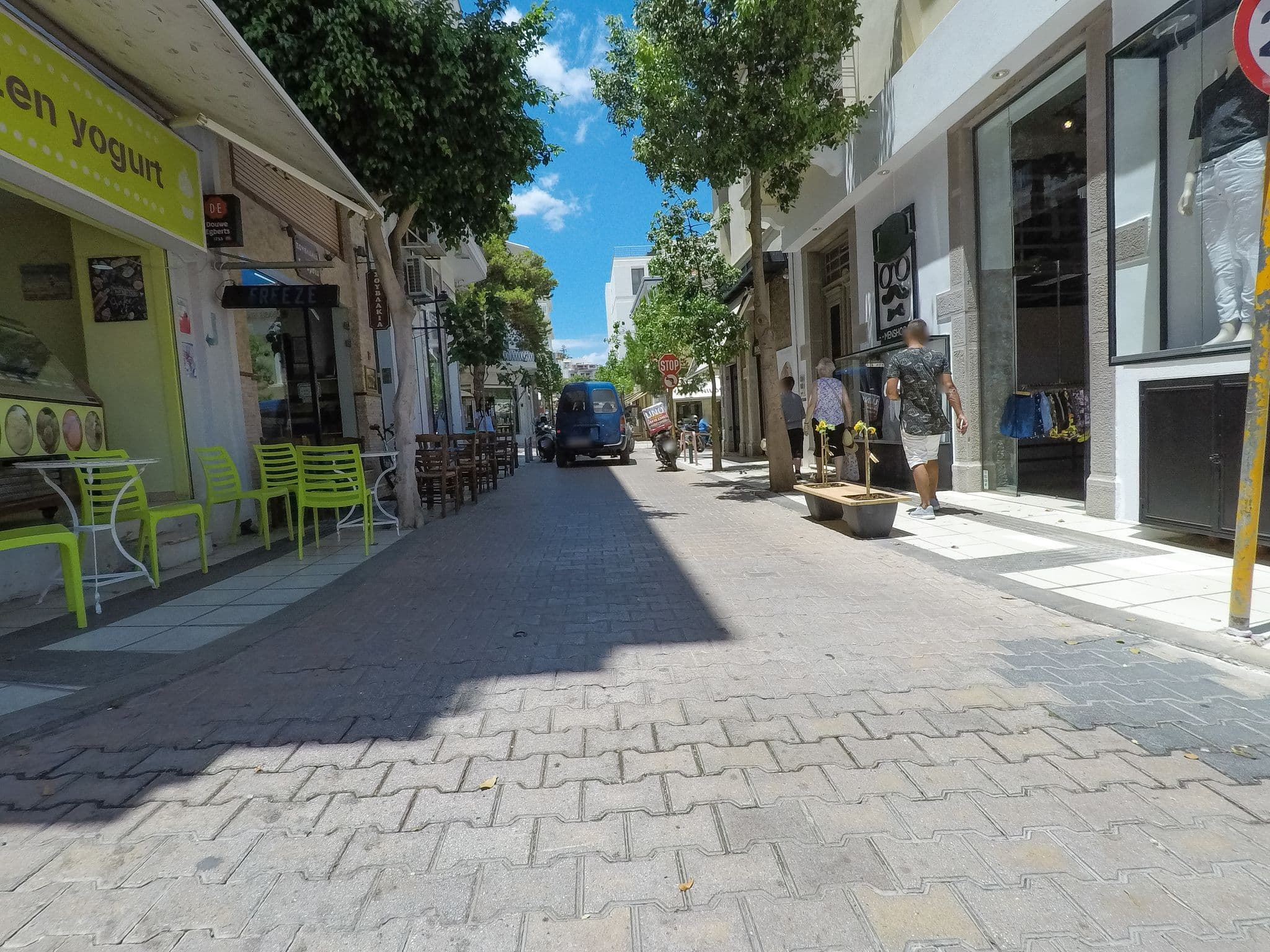 Street view near Casa Mia, Ágios Nikólaos — © esario (CC BY-SA · Mapillary)