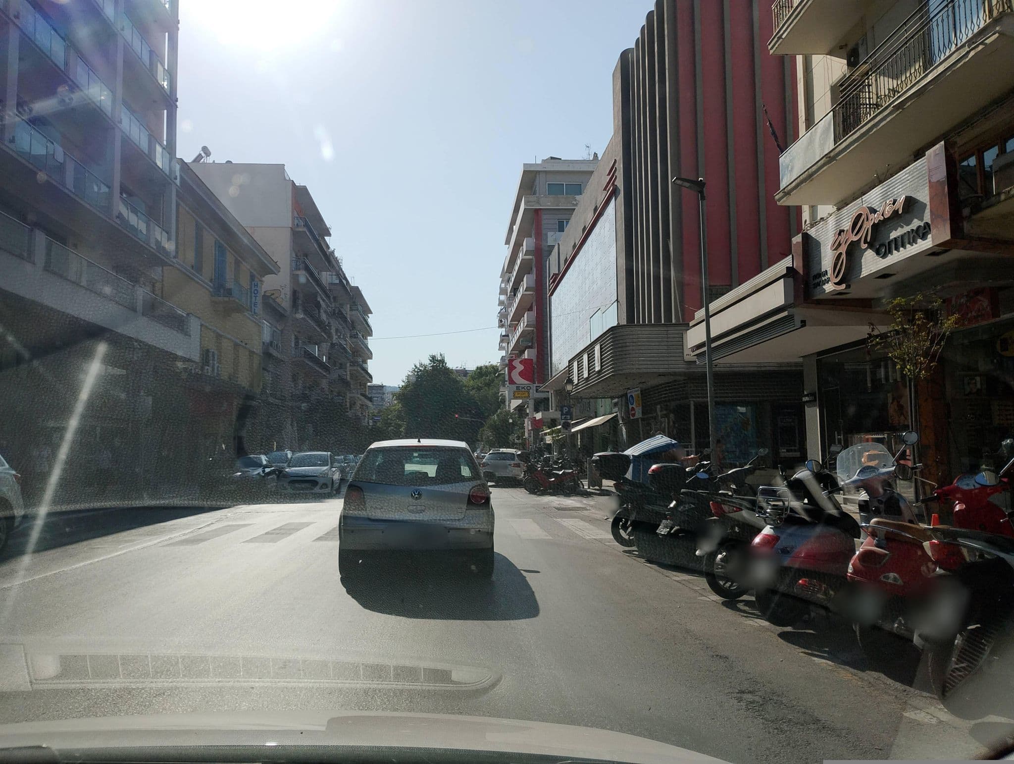 Street view near Hotel Galaxy, Kavála — © George_210 (CC BY-SA · Mapillary)