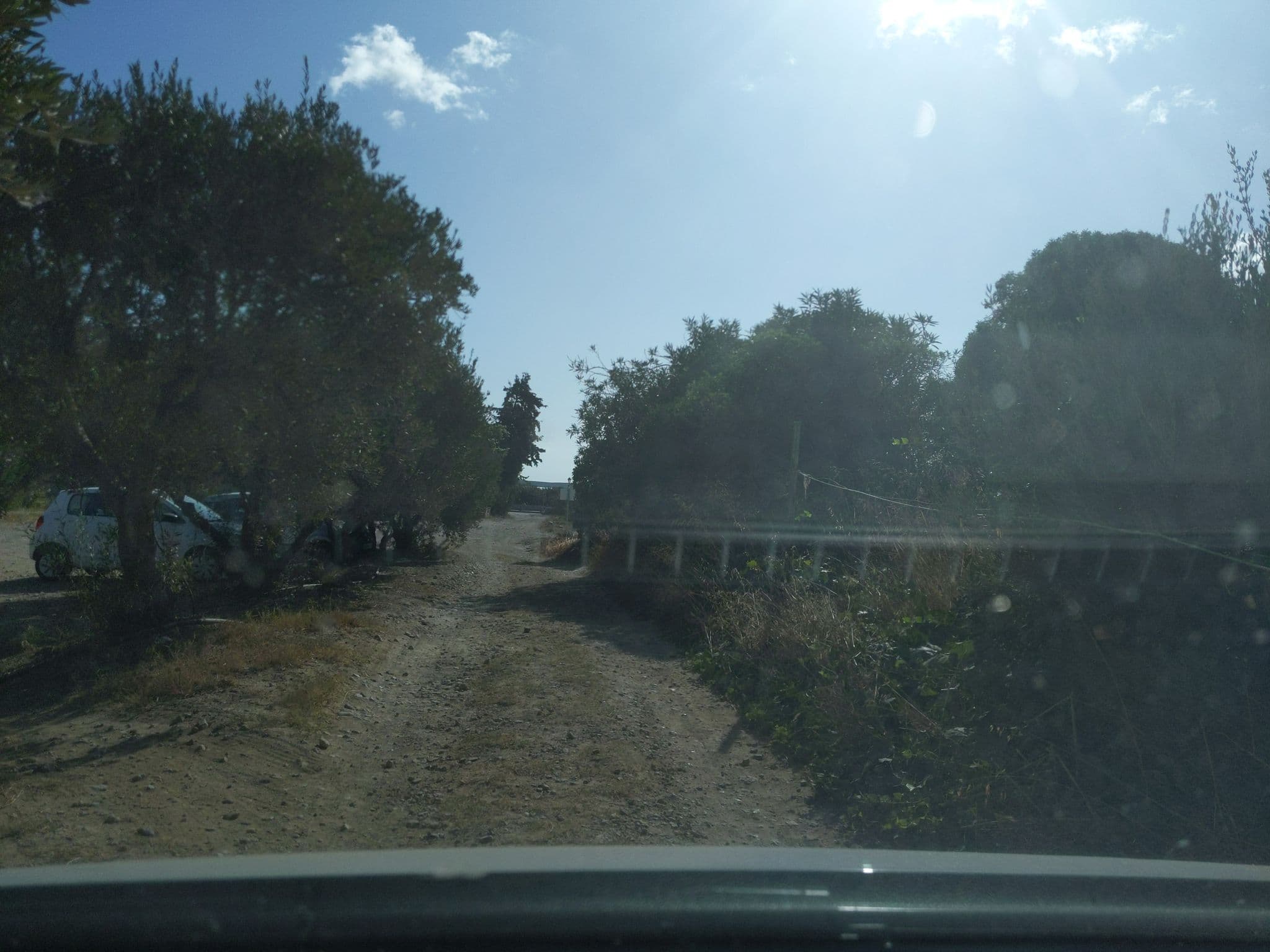 Street view near Kouremenos Beach Apartments, Palekastro — © mapmaniak (CC BY-SA · Mapillary)