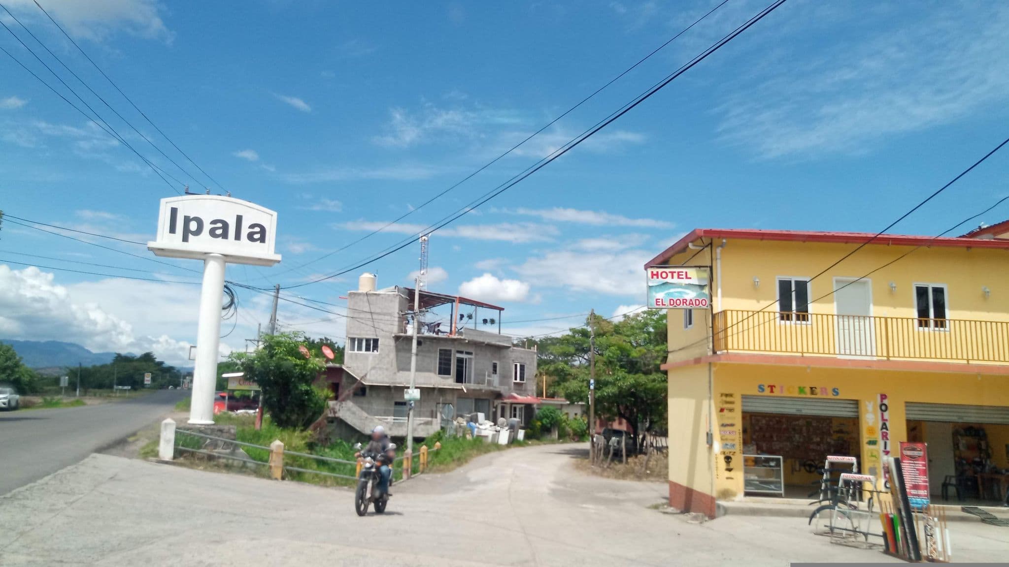 Street view near Hotel El Dorado, Ipala — © ingetelca_telefono_5 (CC BY-SA · Mapillary)