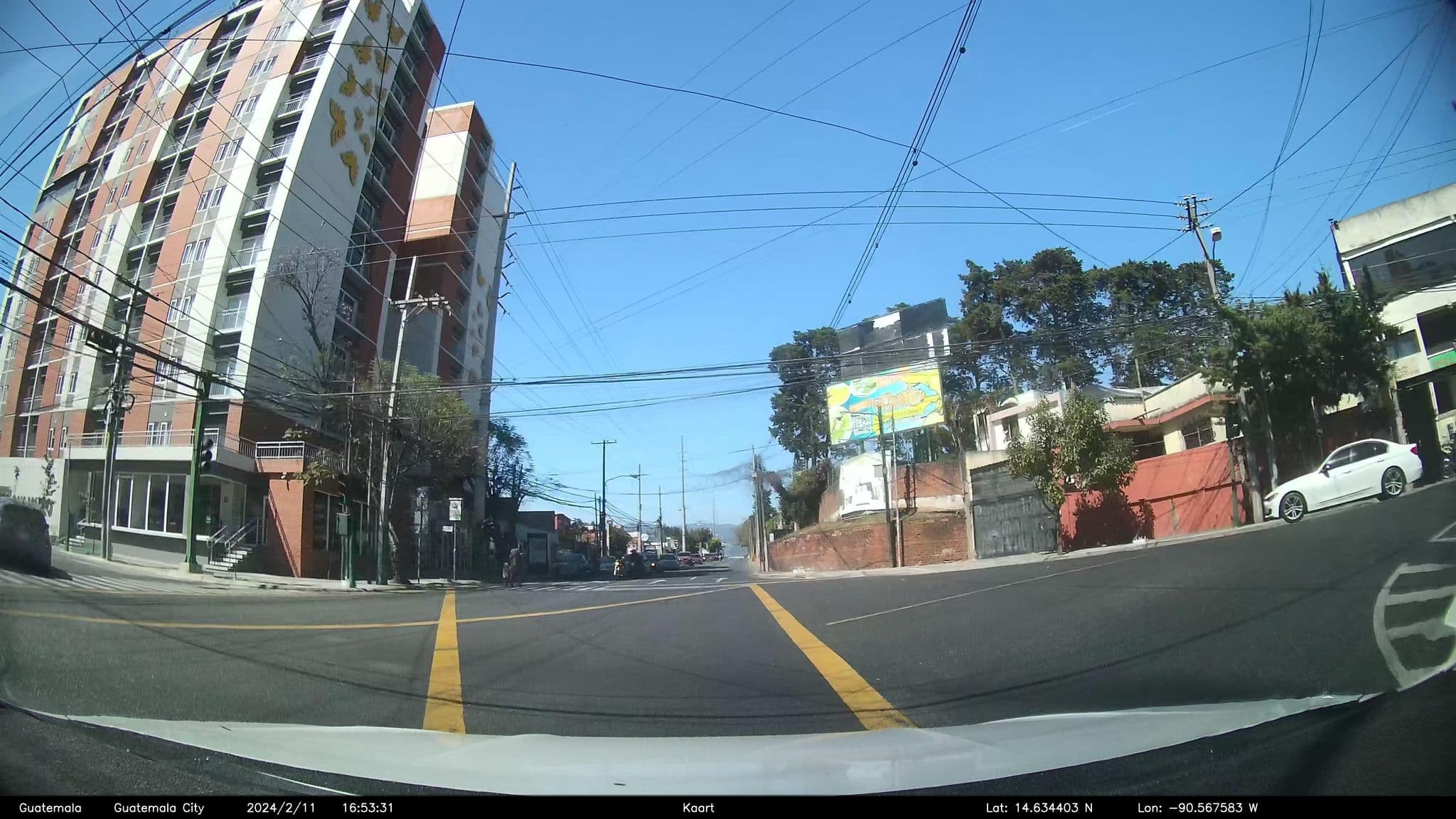 Street view near Autohotel Taj Mahal, Mixco — © kaart_2 (CC BY-SA · Mapillary)