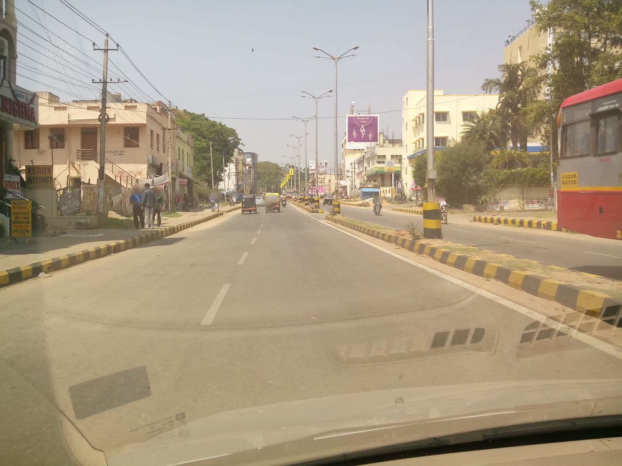Street view near Hotel Sri Krishna, Hassan — © shravan91 (CC BY-SA · Mapillary)
