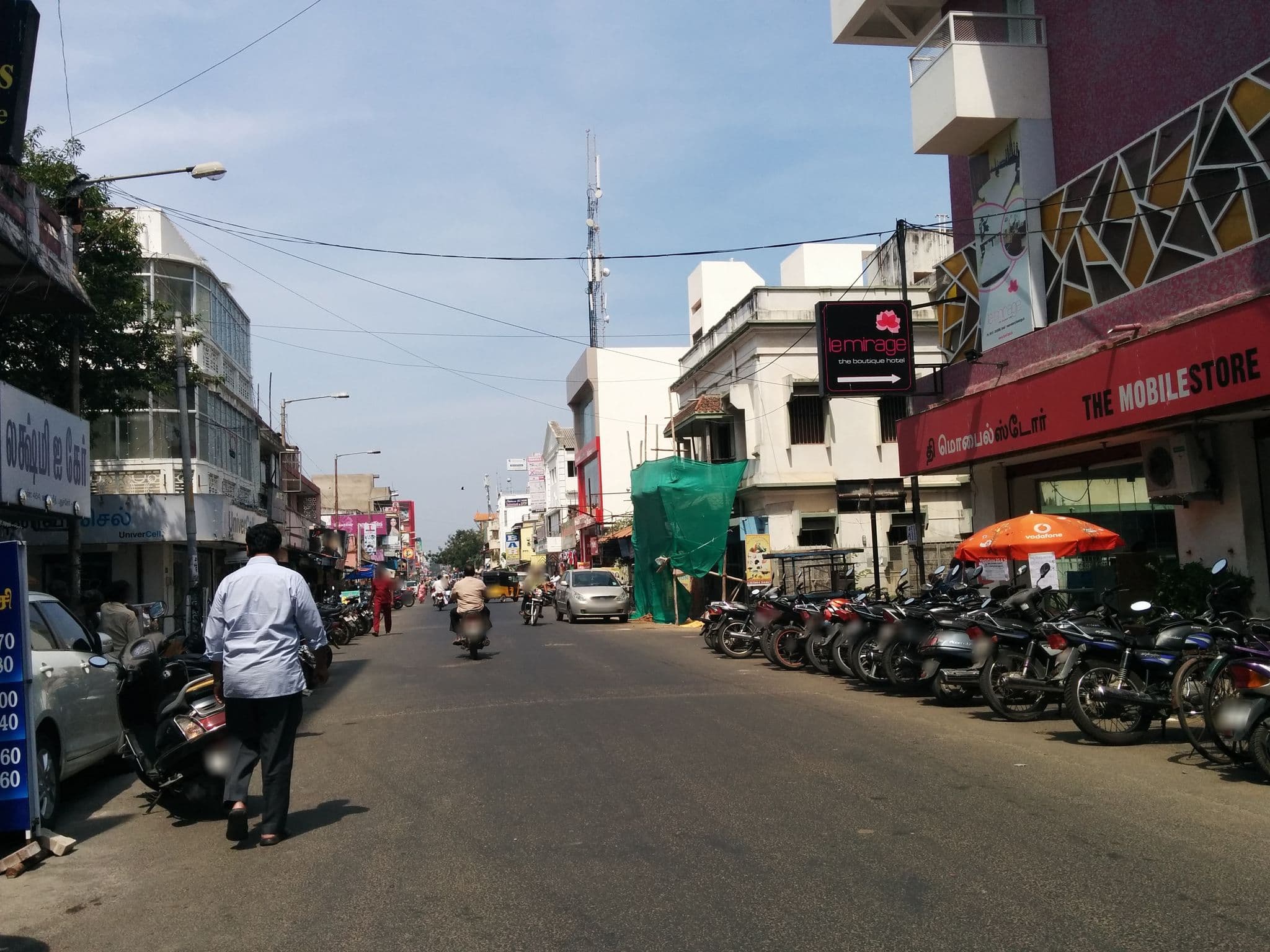 Street view near Restaurant Paris Residency, Puducherry — © sashazykov (CC BY-SA · Mapillary)