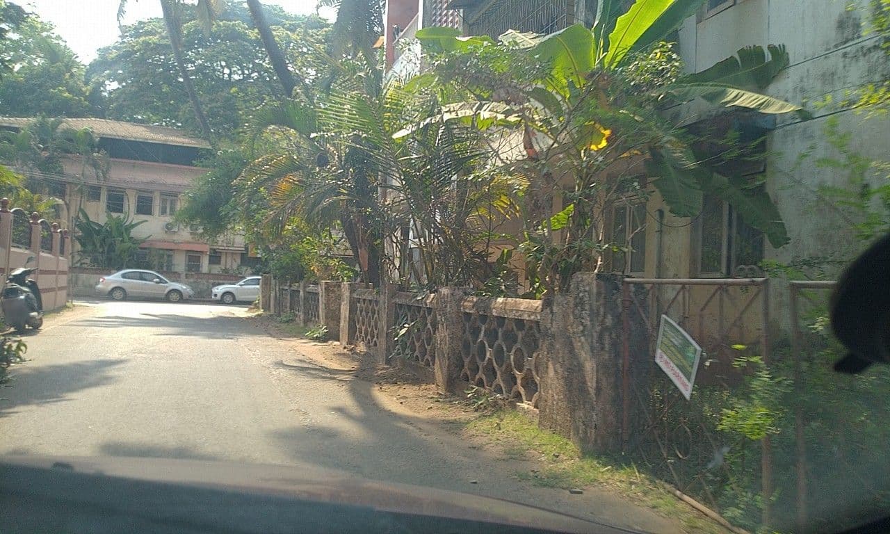 Street view near Bank of Baroda Holiday Home, Panjim — © edz3056 (CC BY-SA · Mapillary)