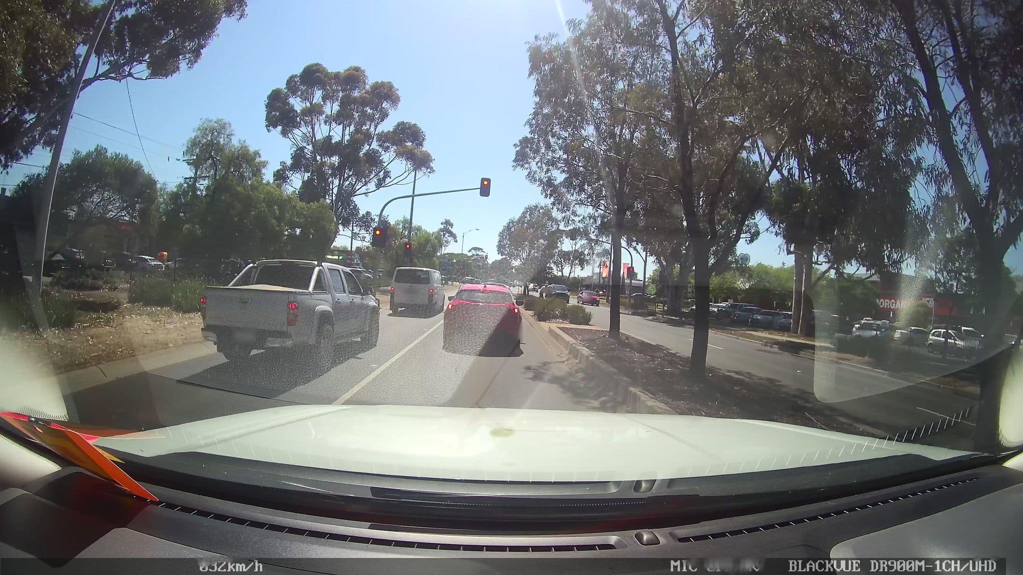 Street view near Melton Motor Inn, Melton — © celineleong (CC BY-SA · Mapillary)