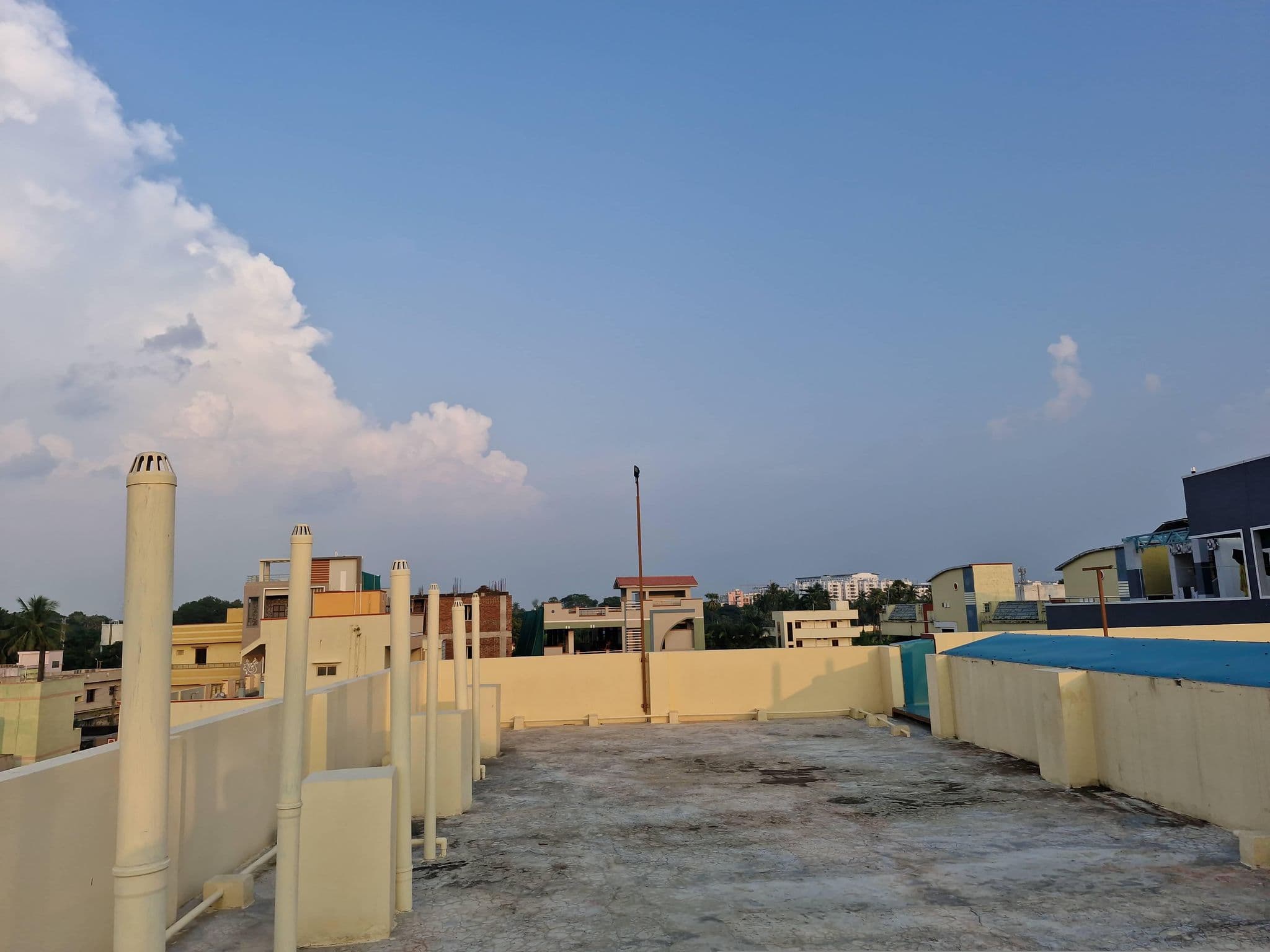 Street view near Siva Priya Boys Hostel, Vaddeswaram — © Ramu019 (CC BY-SA · Mapillary)