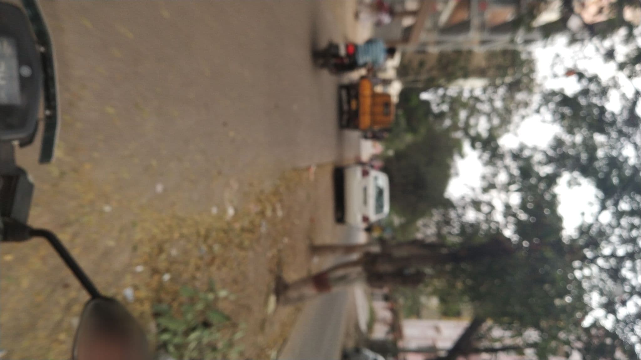 Street view near Concrete Tannam appartments, Serilingampalle — © kavyasriuppala (CC BY-SA · Mapillary)