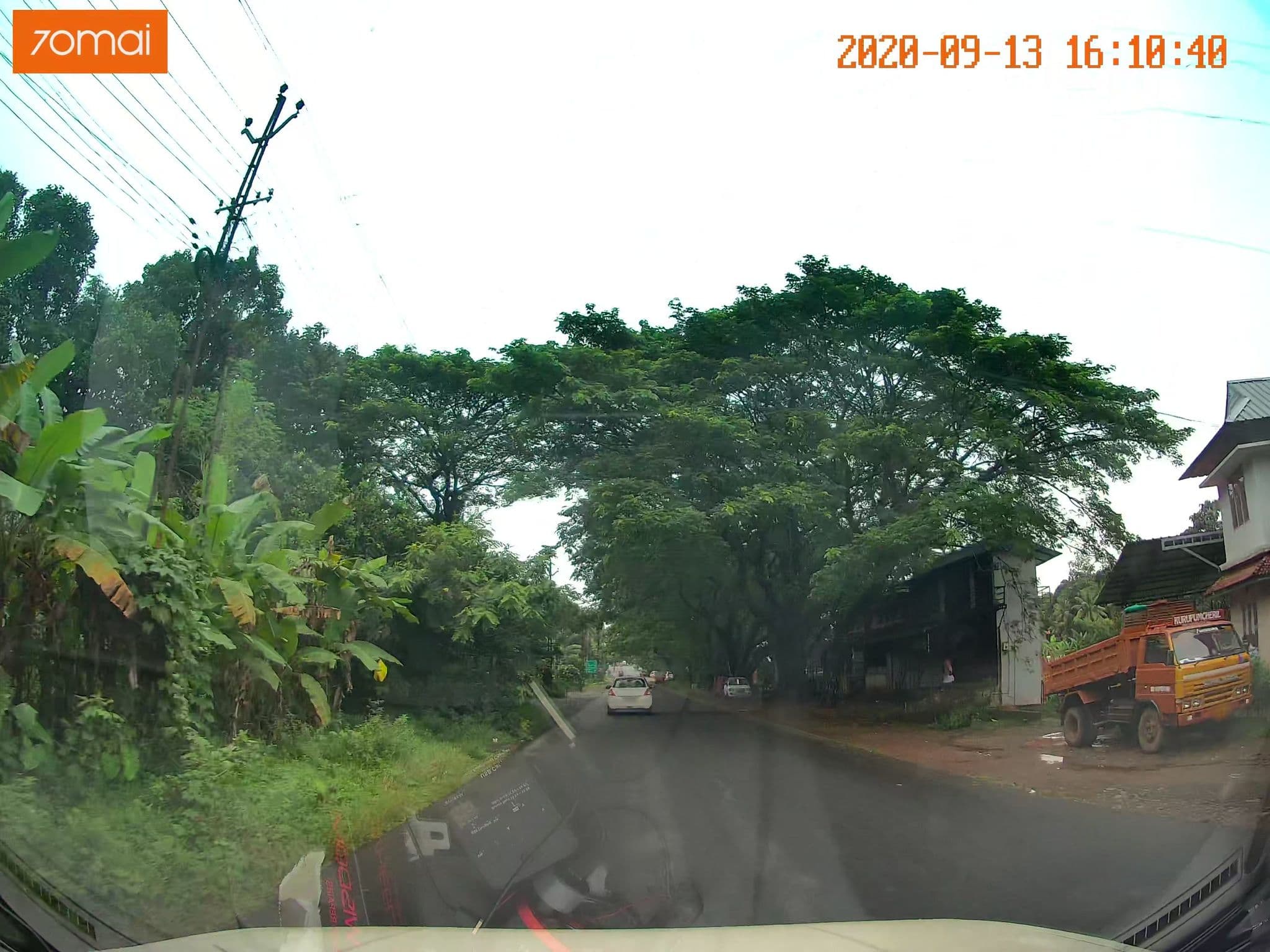 Street view near Ruchi, Ettumanoor — © johnichan (CC BY-SA · Mapillary)