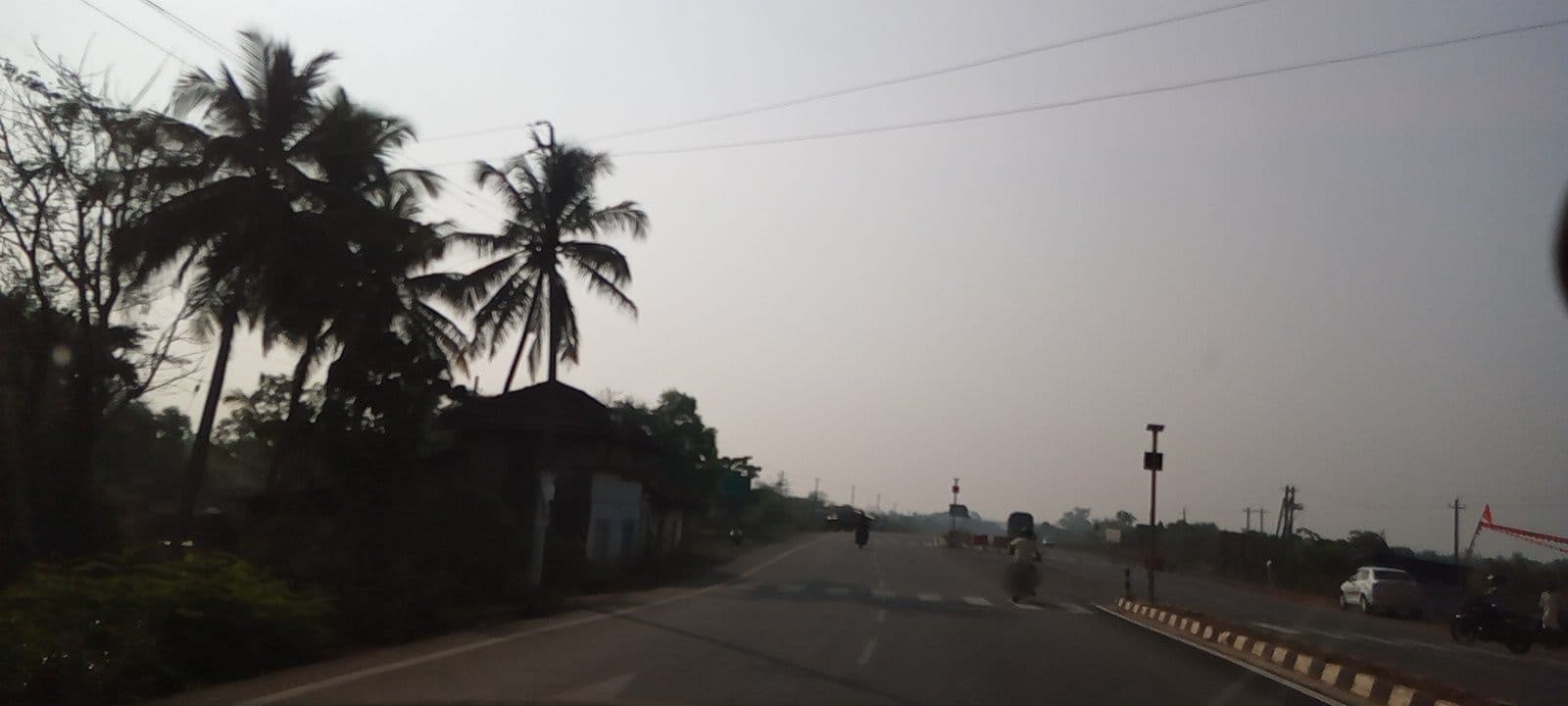 Street view near Sree Mahasati Store And Tea Hotel, Bhatkal — © pradeepbv (CC BY-SA · Mapillary)