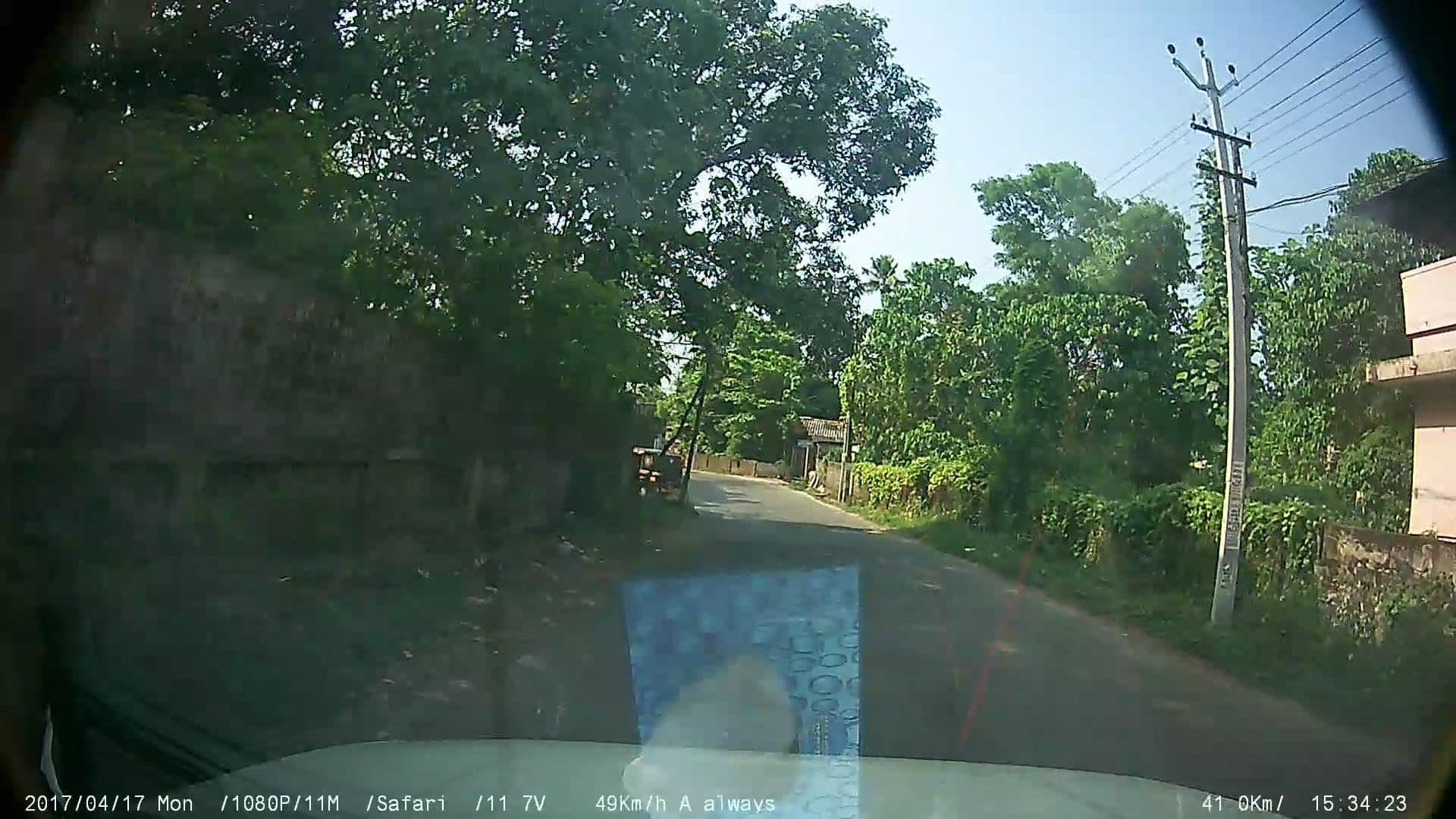 Street view near Akshya Hotel, Puthencruz — © johnichan (CC BY-SA · Mapillary)