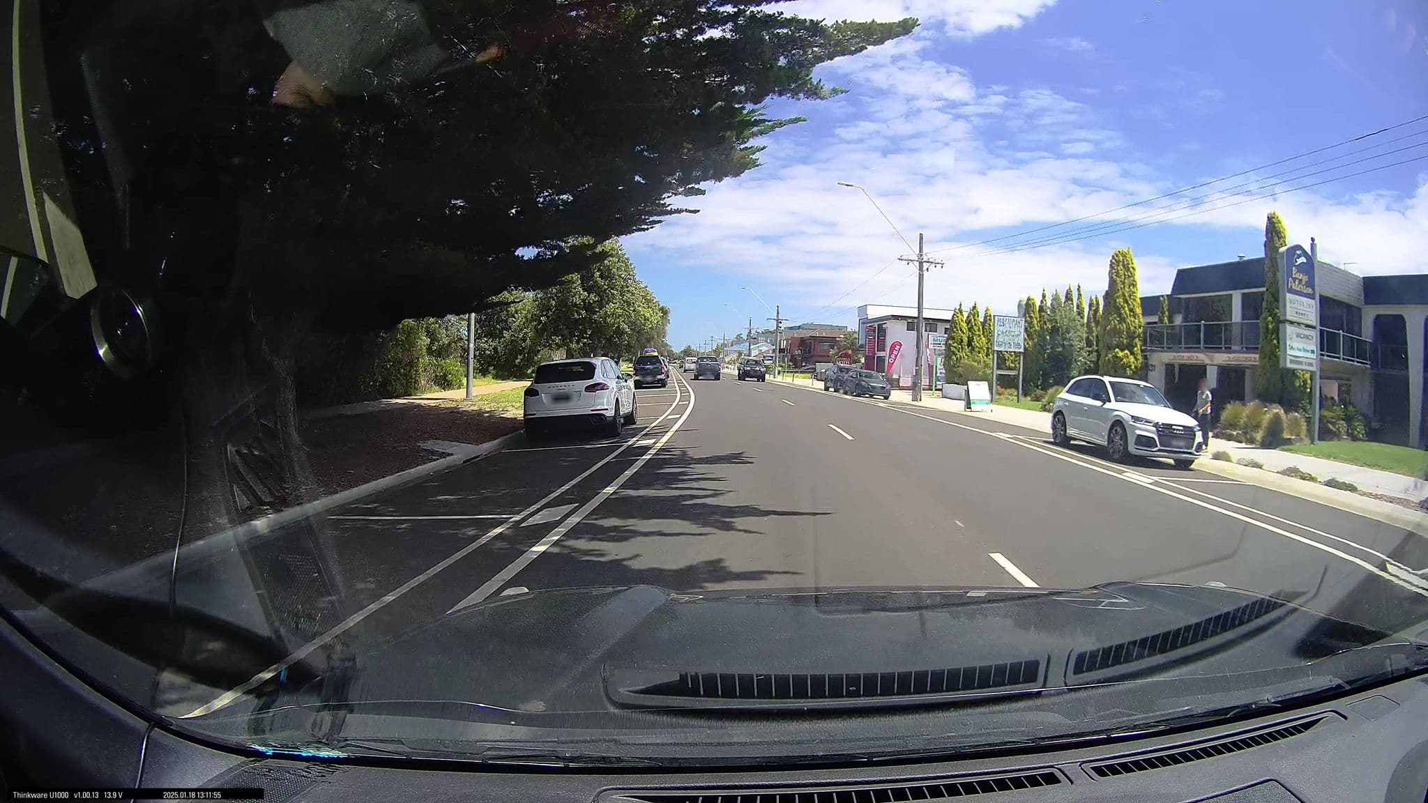 Street view near Banjo Patterson Motor Inn, Kalimna — © maxim752 (CC BY-SA · Mapillary)
