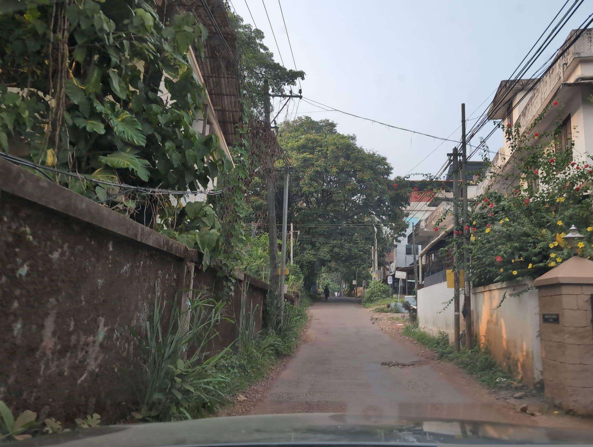 Street view near working womens hostel, Kakkodi — © TimPurves (CC BY-SA · Mapillary)