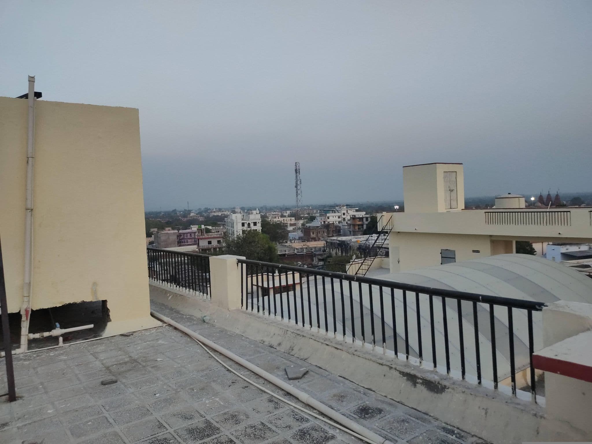 Street view near Lala Umrav Singh Jain Dharmashala, Hindaun — © nirabpudasaini (CC BY-SA · Mapillary)