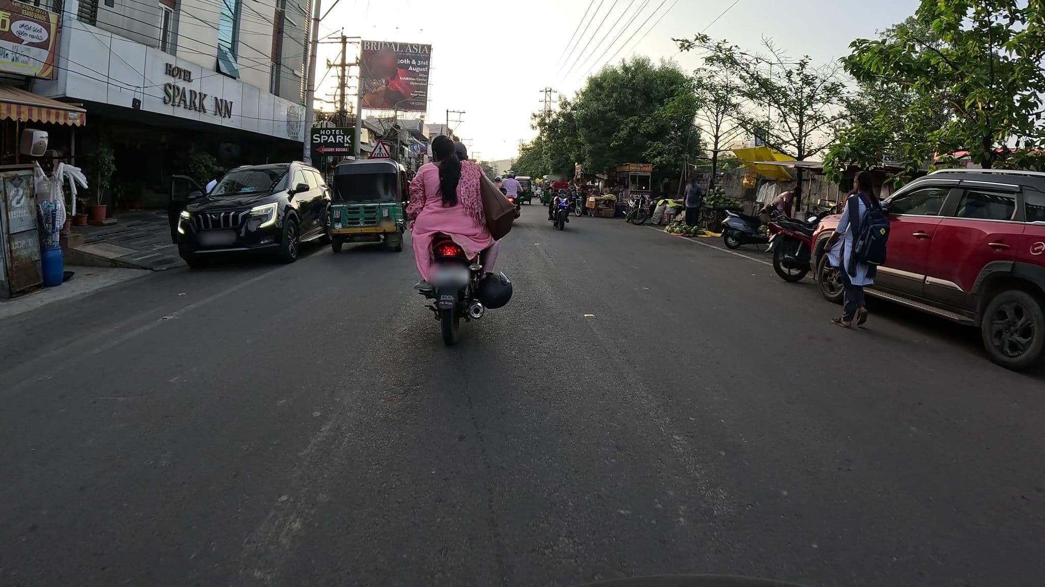 Street view near FabHotel Spark Inn, Vijayawada — © karrthikuuuuu (CC BY-SA · Mapillary)