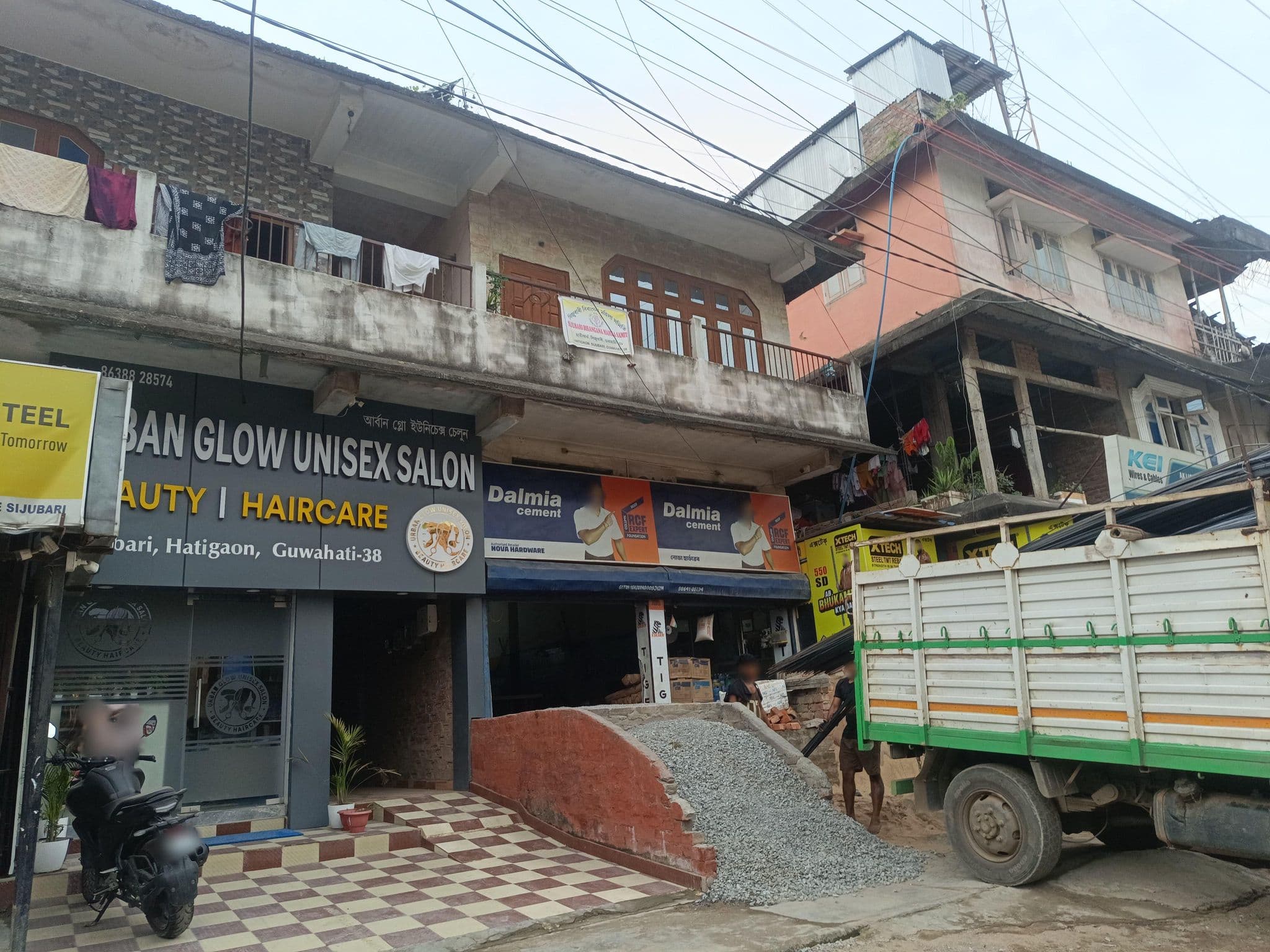 Street view near Mariyam Hotel, Dispur — © aasthak (CC BY-SA · Mapillary)