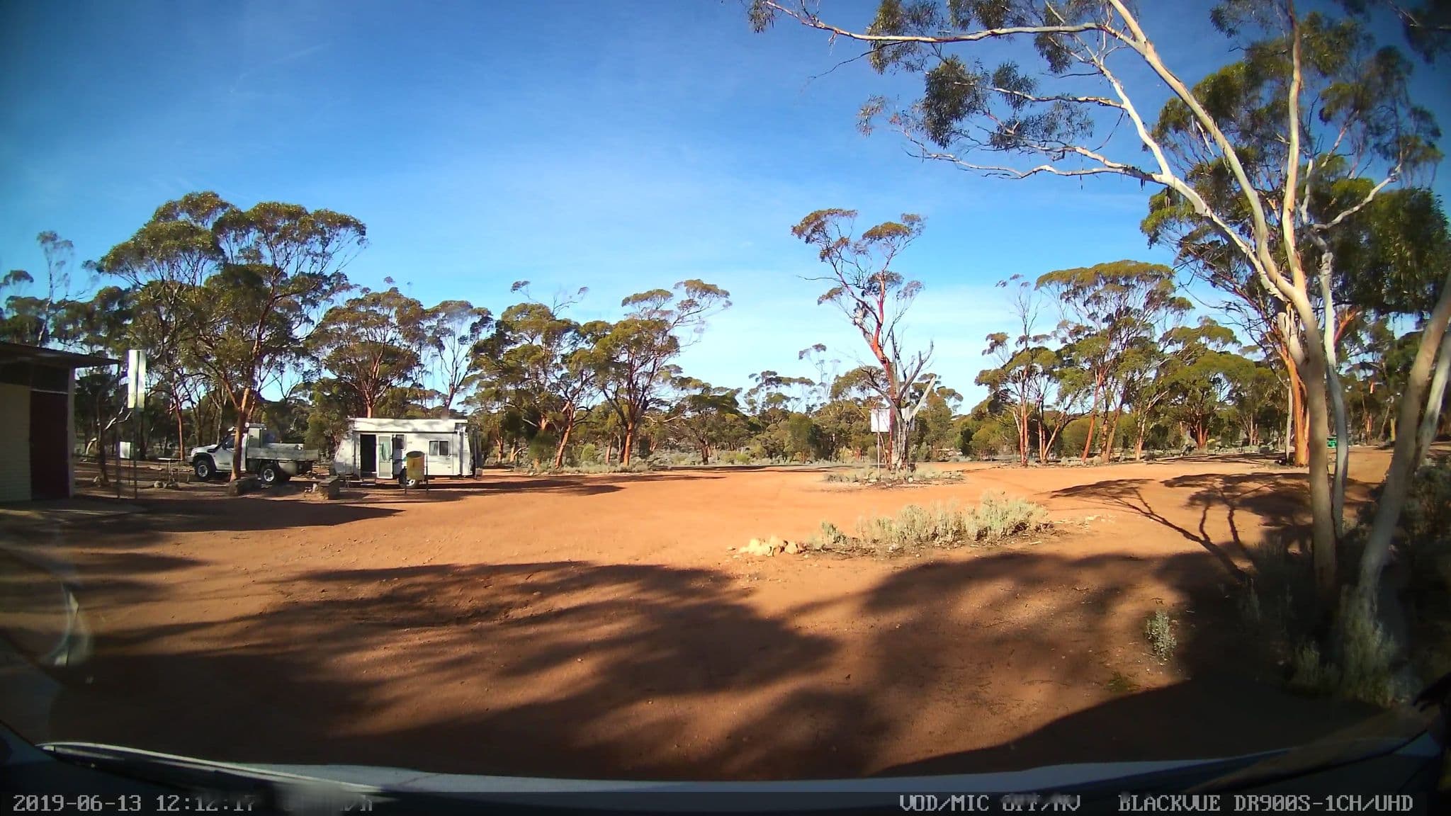Street view near Ten Mile Rocks Rest Area, Kambalda East — © bob3bob3 (CC BY-SA · Mapillary)