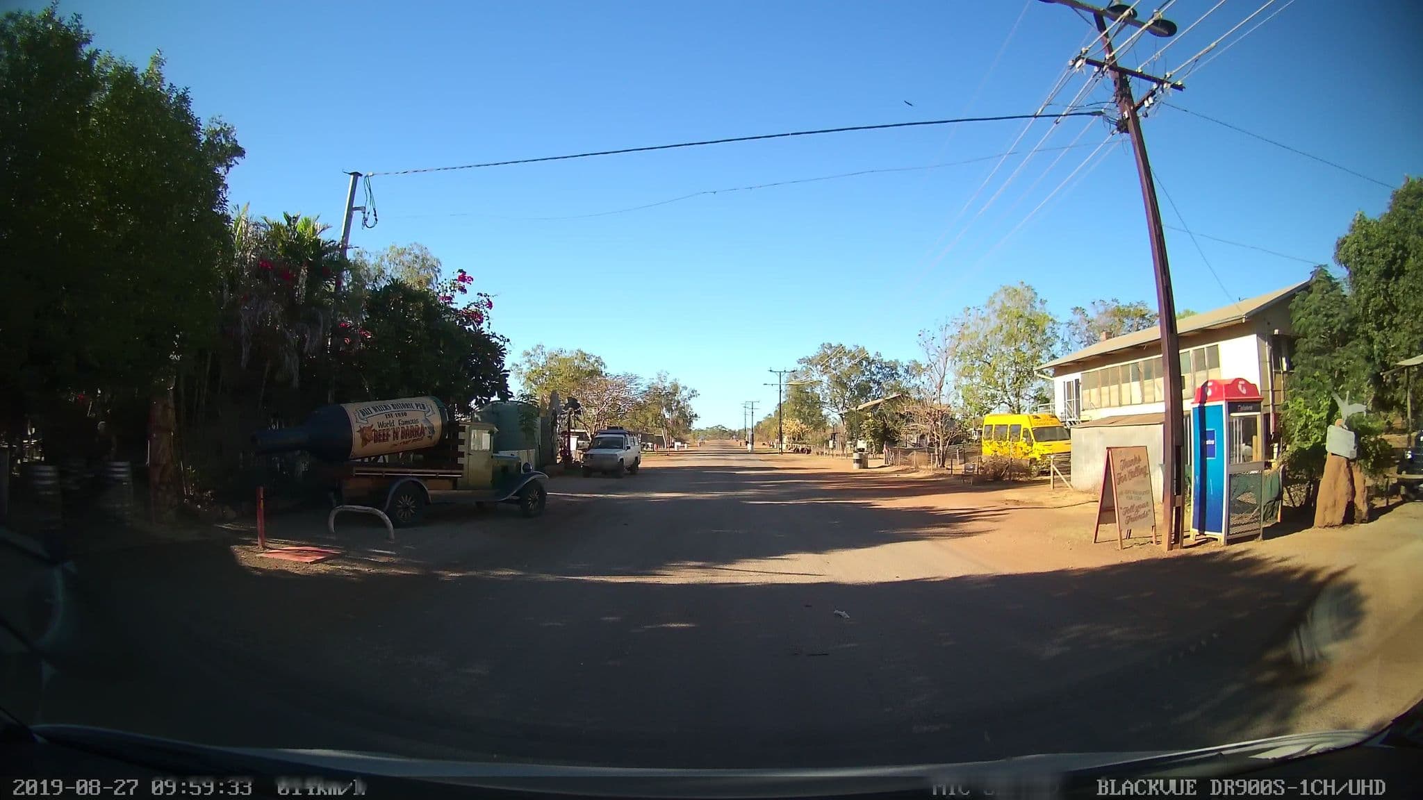 Street view near The Daly Waters Pub, Ngukurr — © bob3bob3 (CC BY-SA · Mapillary)