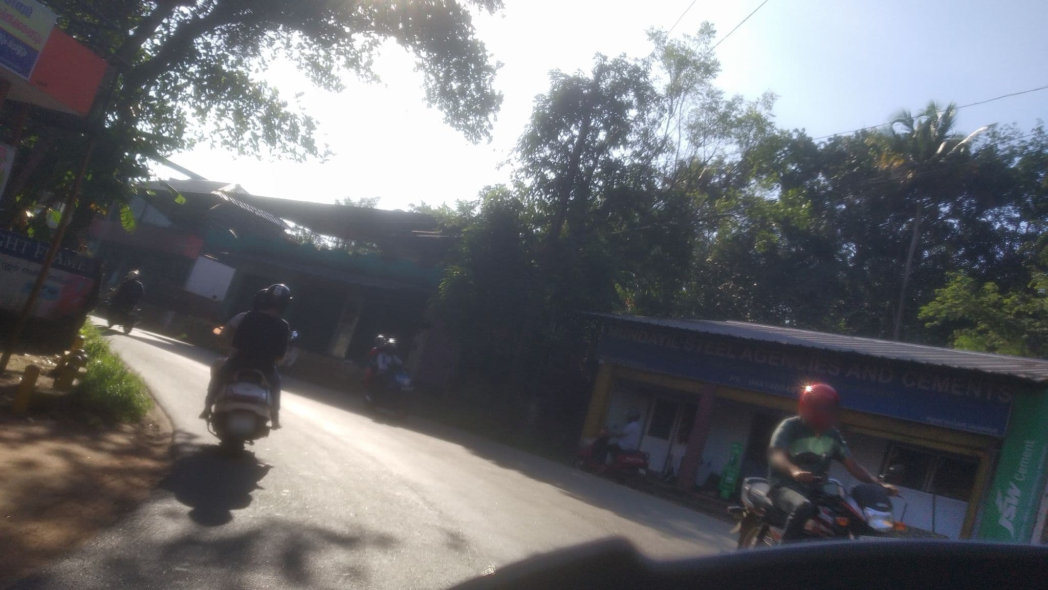 Street view near hotel palace, Puthencruz — © jothishbabu (CC BY-SA · Mapillary)