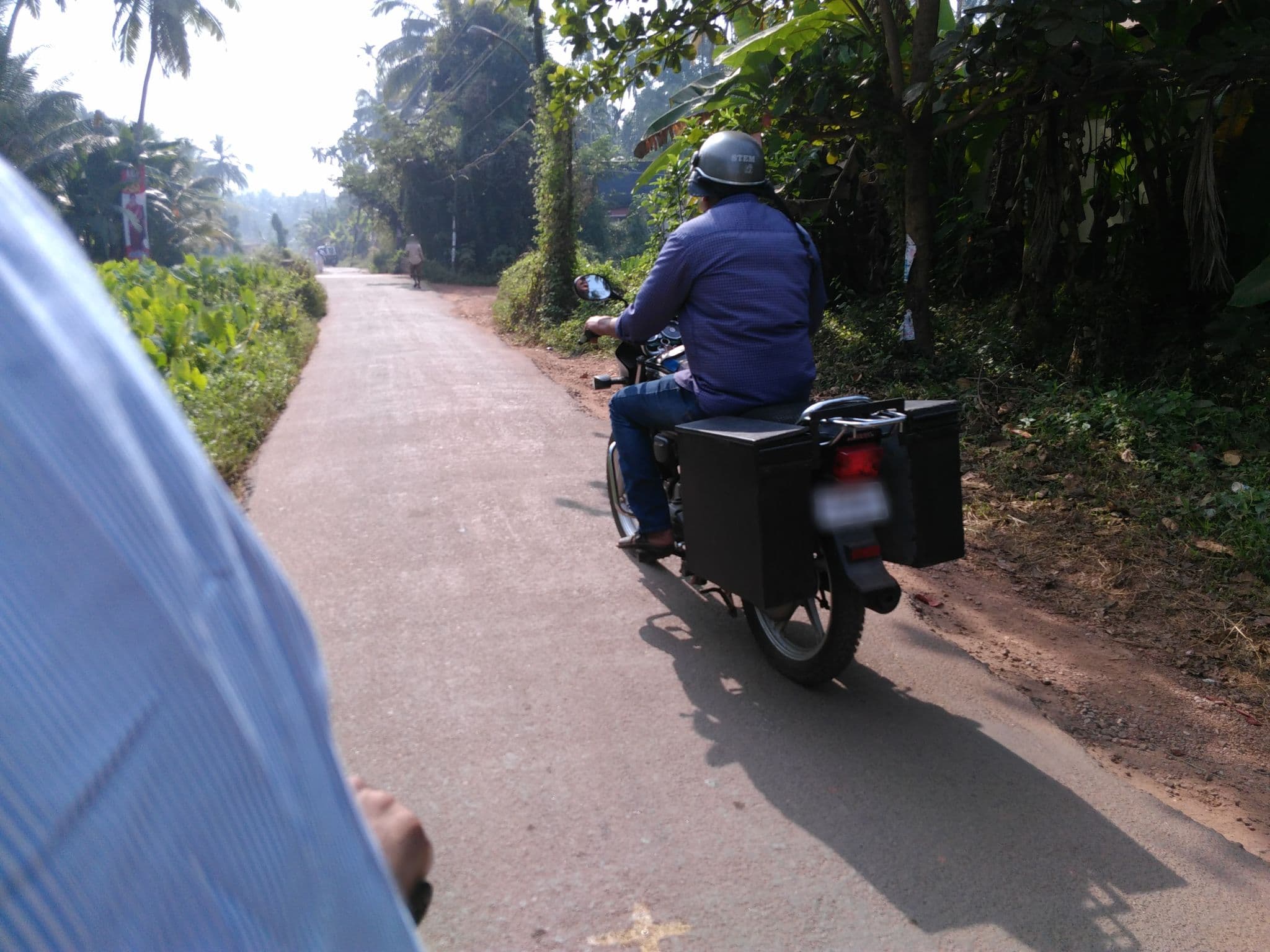 Street view near Kerala State Housing Board Working Womens Hostel, Kakkodi — © vandhana (CC BY-SA · Mapillary)