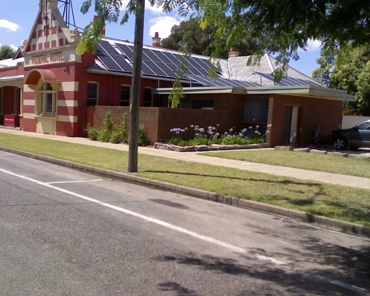 Street view near federal Hotel Motel, Berrigan — © bob3bob3 (CC BY-SA · Mapillary)