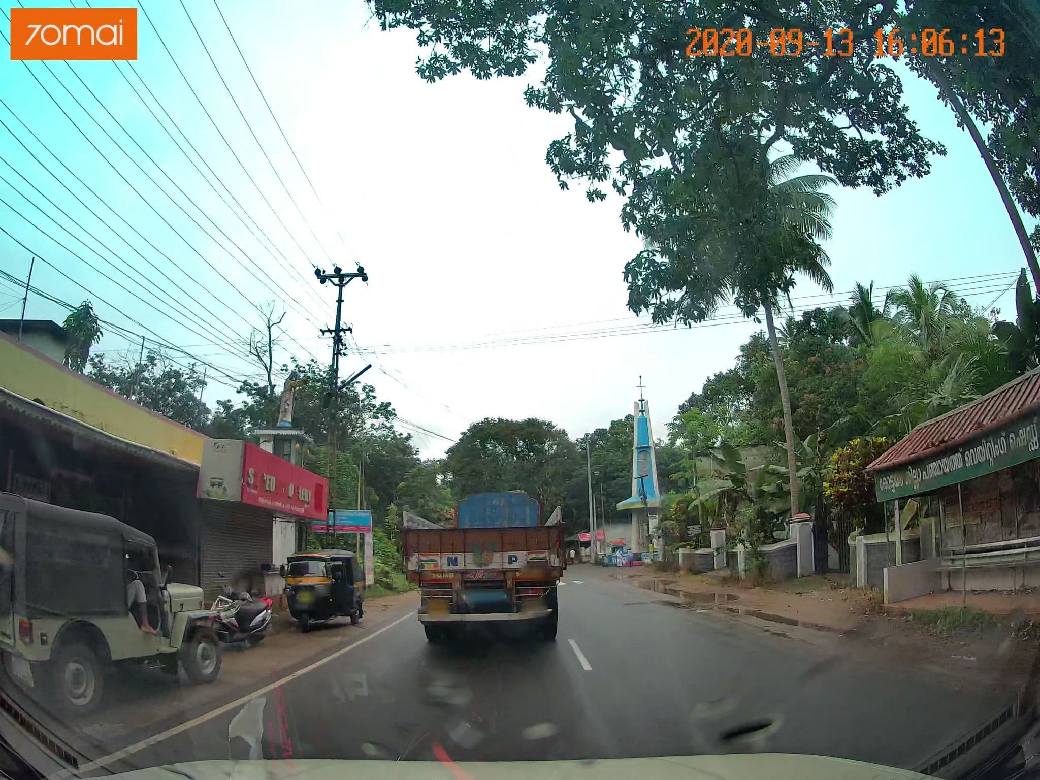 Street view near mariya hotel, Ettumanoor — © johnichan (CC BY-SA · Mapillary)