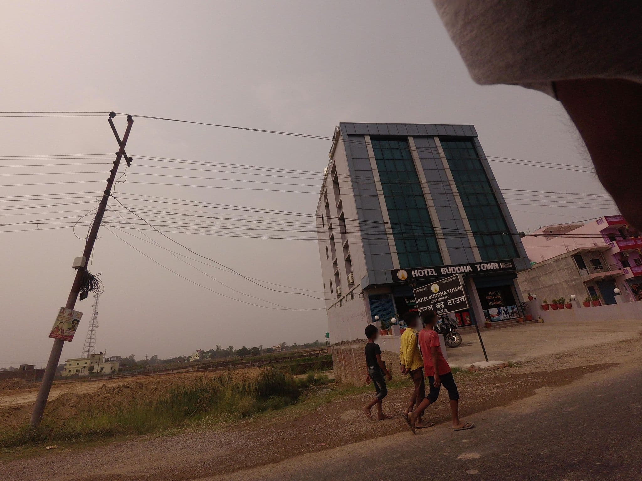 Street view near Hotel Buddha Town, Nautanwa — © gauravparajuli09 (CC BY-SA · Mapillary)