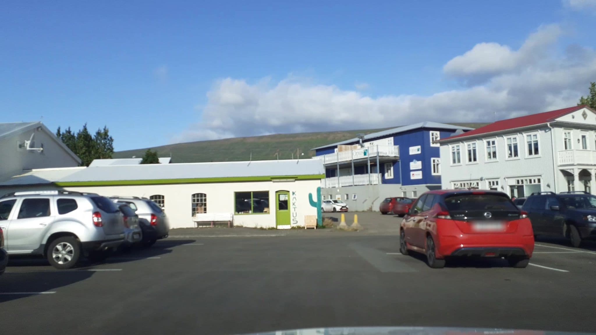 Street view near Lava apartments, Akureyri — © kjarrval (CC BY-SA · Mapillary)