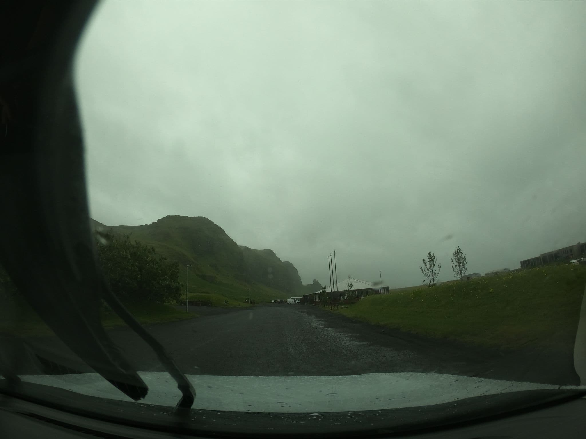 Street view near Tjaldsvæðið Vík í Mýrdal, Vestmannaeyjar — © tobiaso (CC BY-SA · Mapillary)