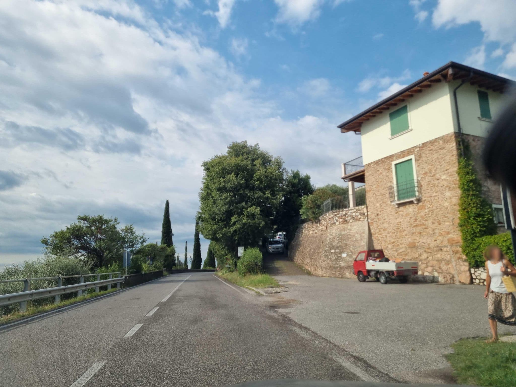 Street view near Campeggio Lefa', Gargnano — © dsmm (CC BY-SA · Mapillary)