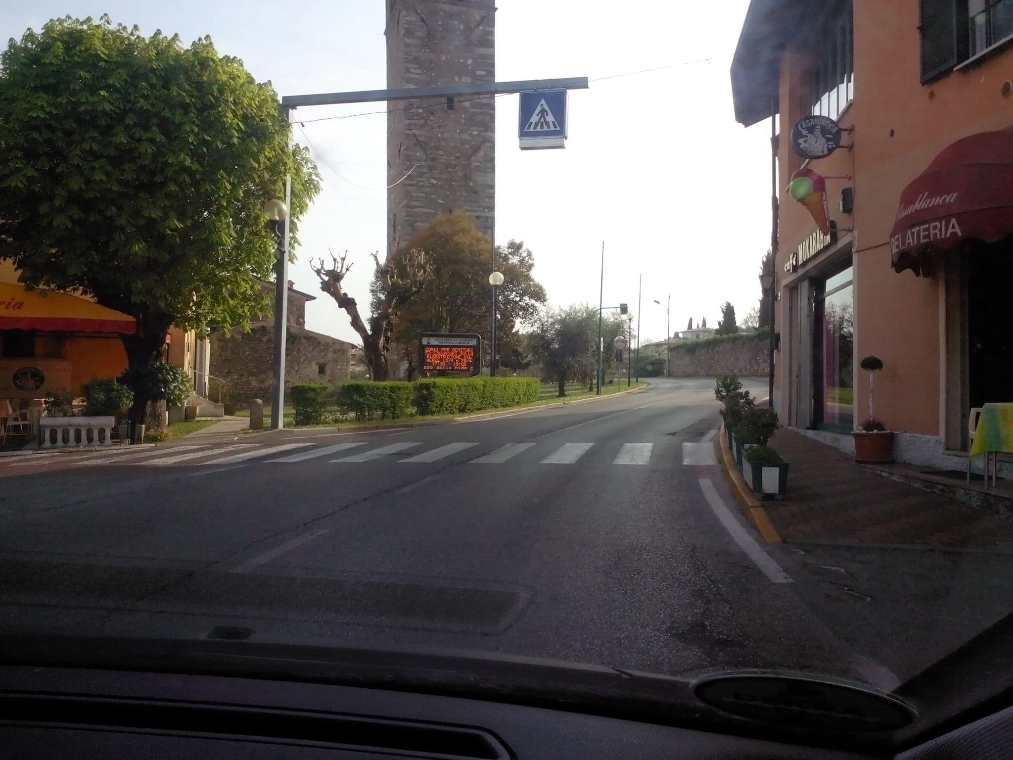 Street view near 2BeBike, Raffa — © reisender (CC BY-SA · Mapillary)