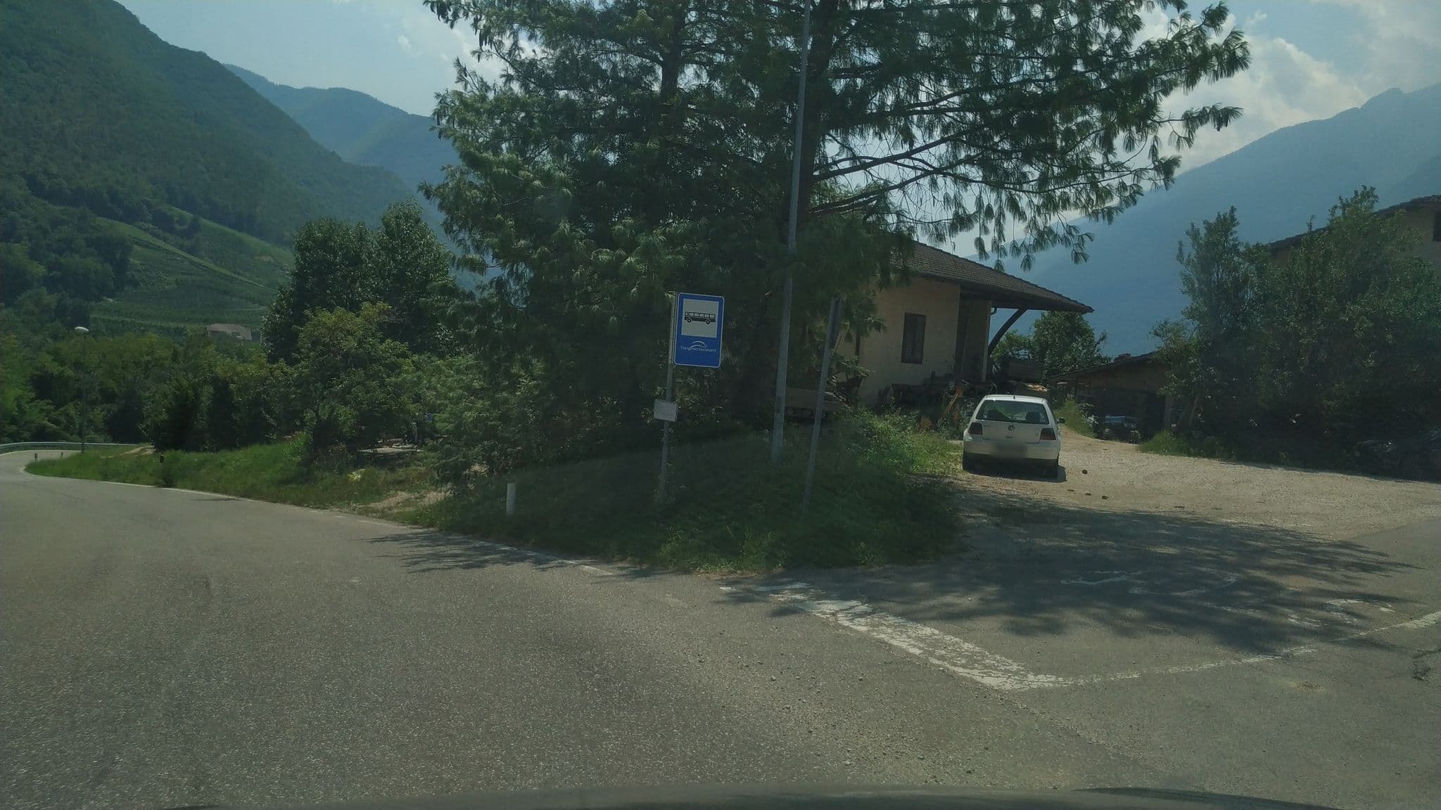 Street view near Al Mas, Denno — © mikki65 (CC BY-SA · Mapillary)