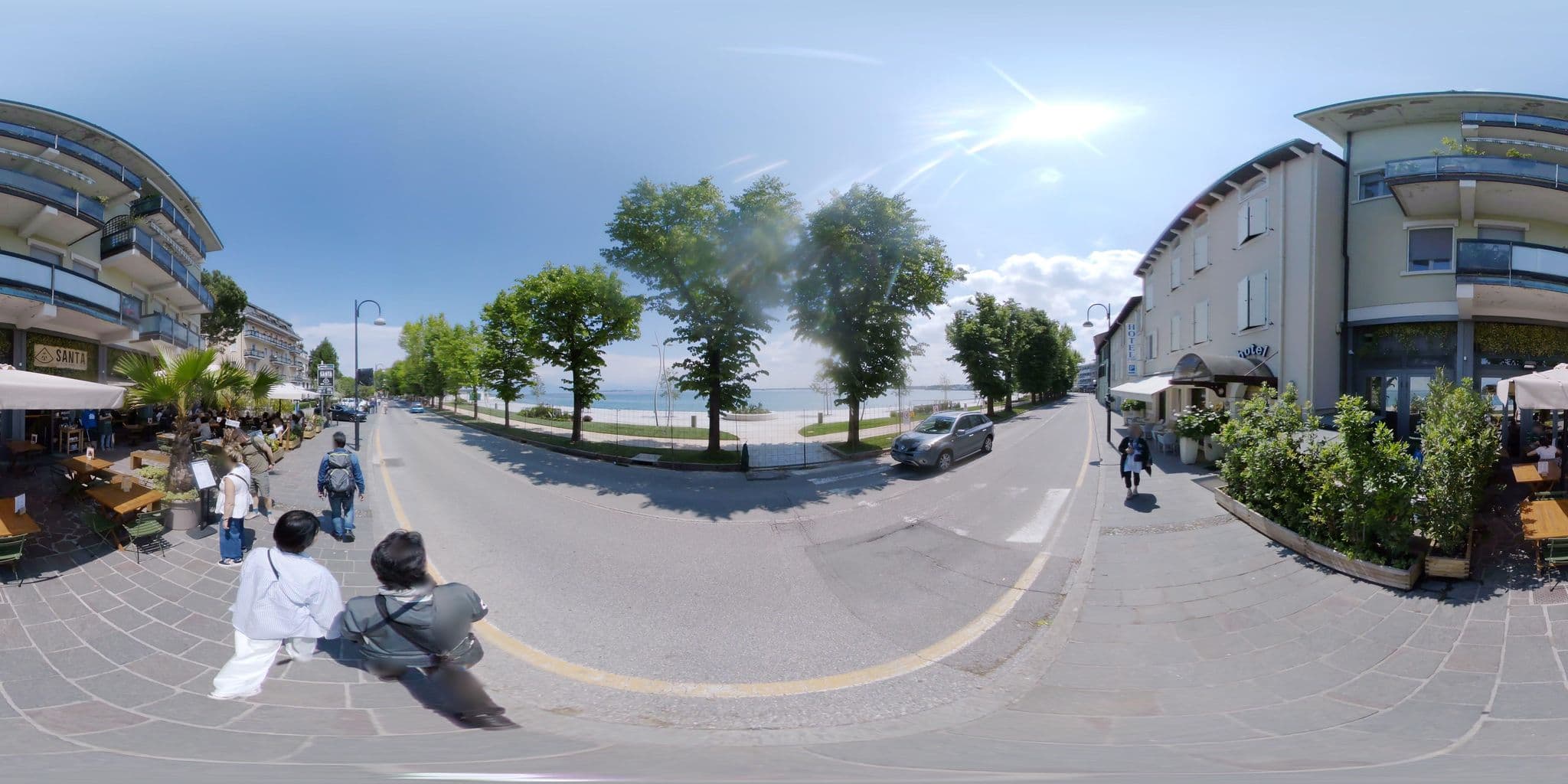 Street view near Hotel europa, Desenzano del Garda — © mapconcierge (CC BY-SA · Mapillary)