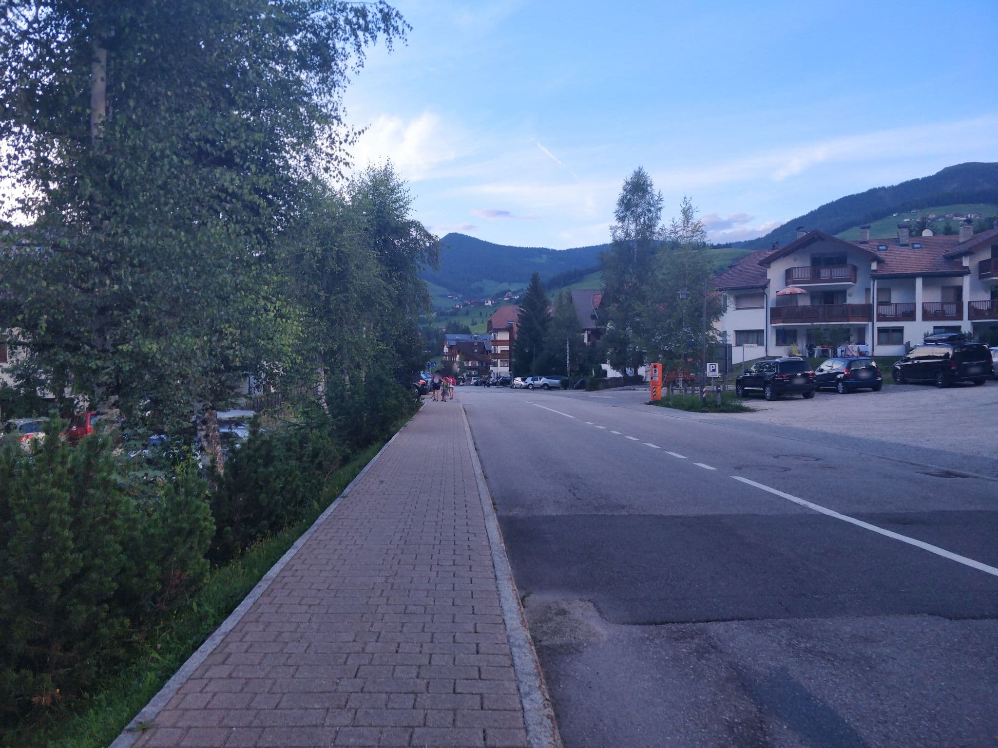 Street view near Hotel Resa Blancia, La Valle - Wengen