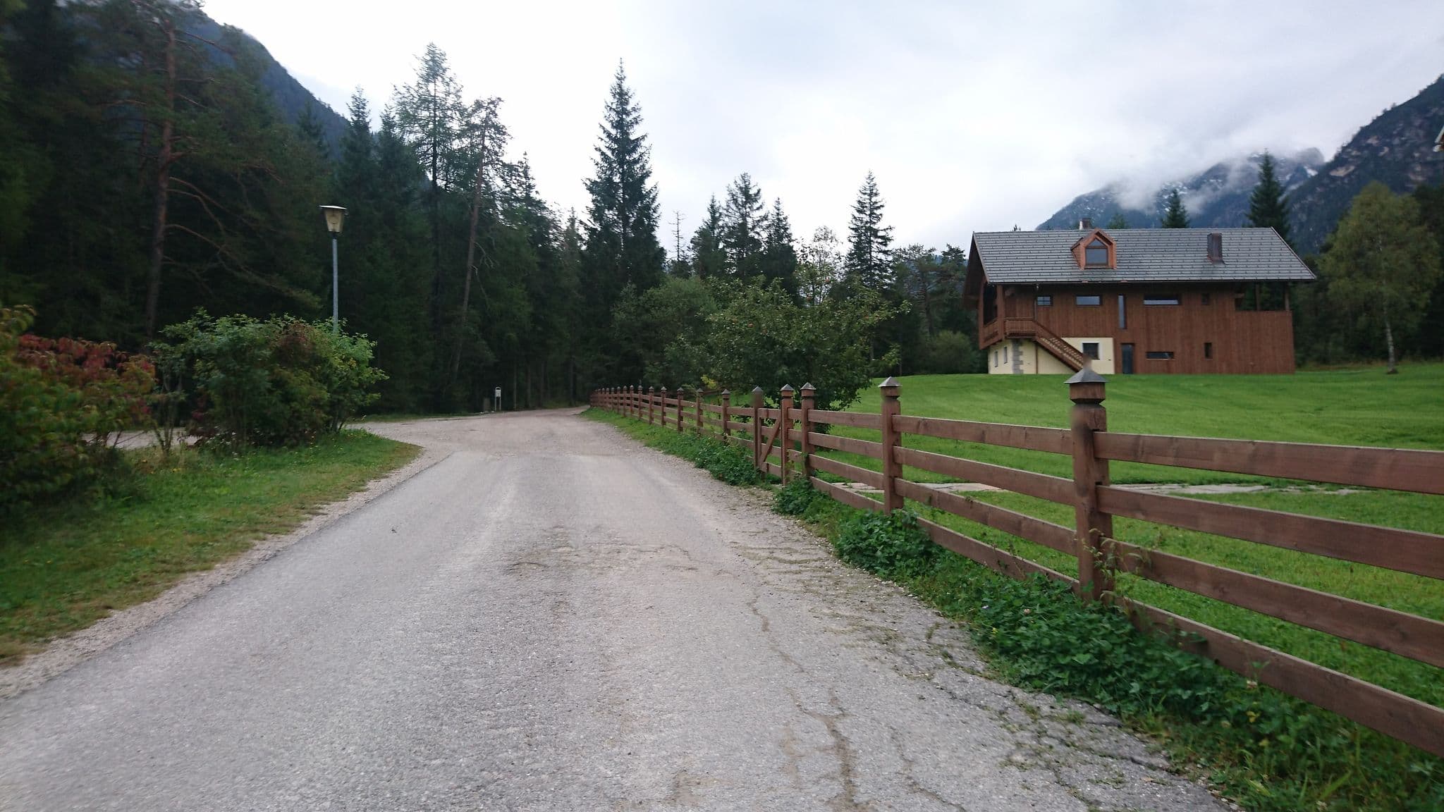 Street view near Natura Boutique Chalet, Dobbiaco — © voschix (CC BY-SA · Mapillary)