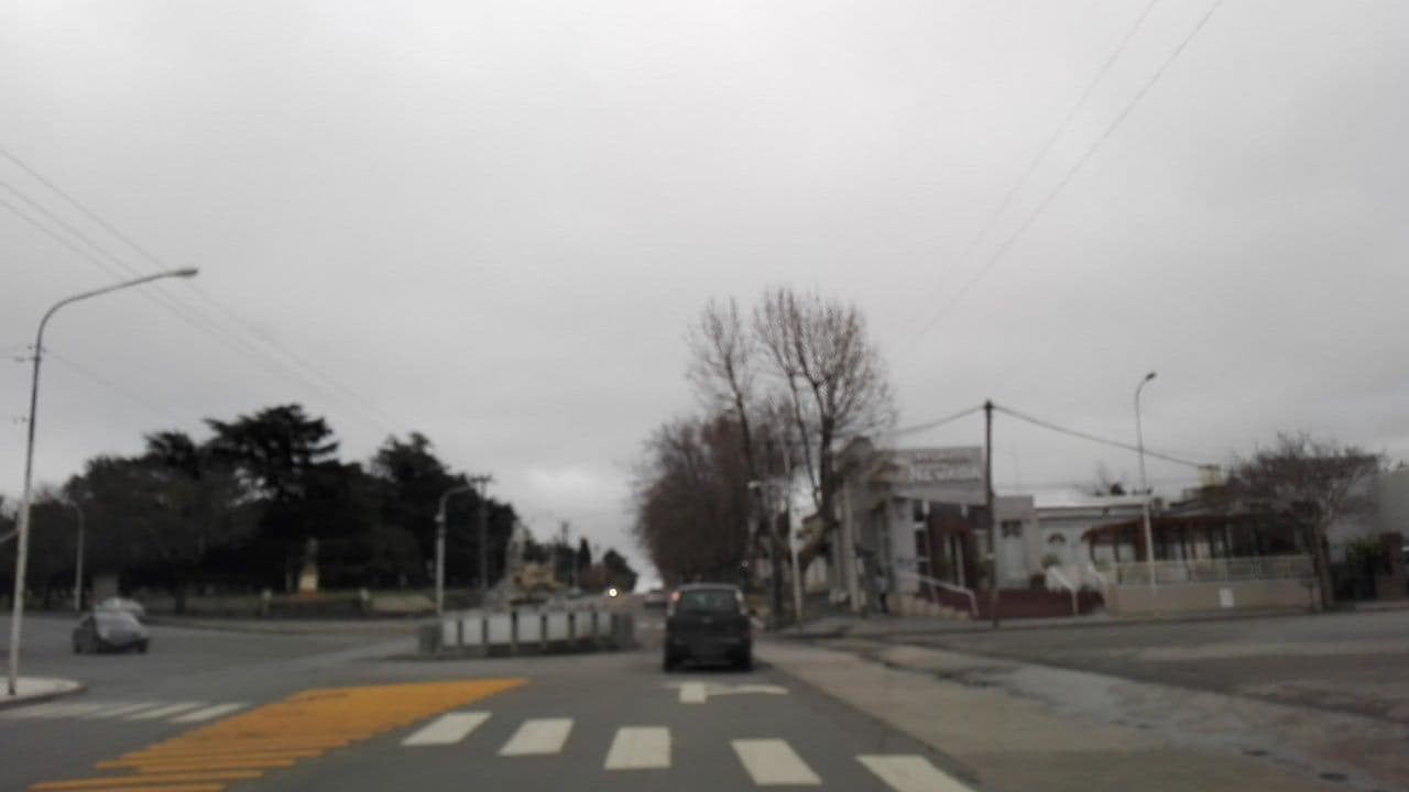 Street view near Hotel Hermitage (2 estrellas), Tandil — © nicfer (CC BY-SA · Mapillary)