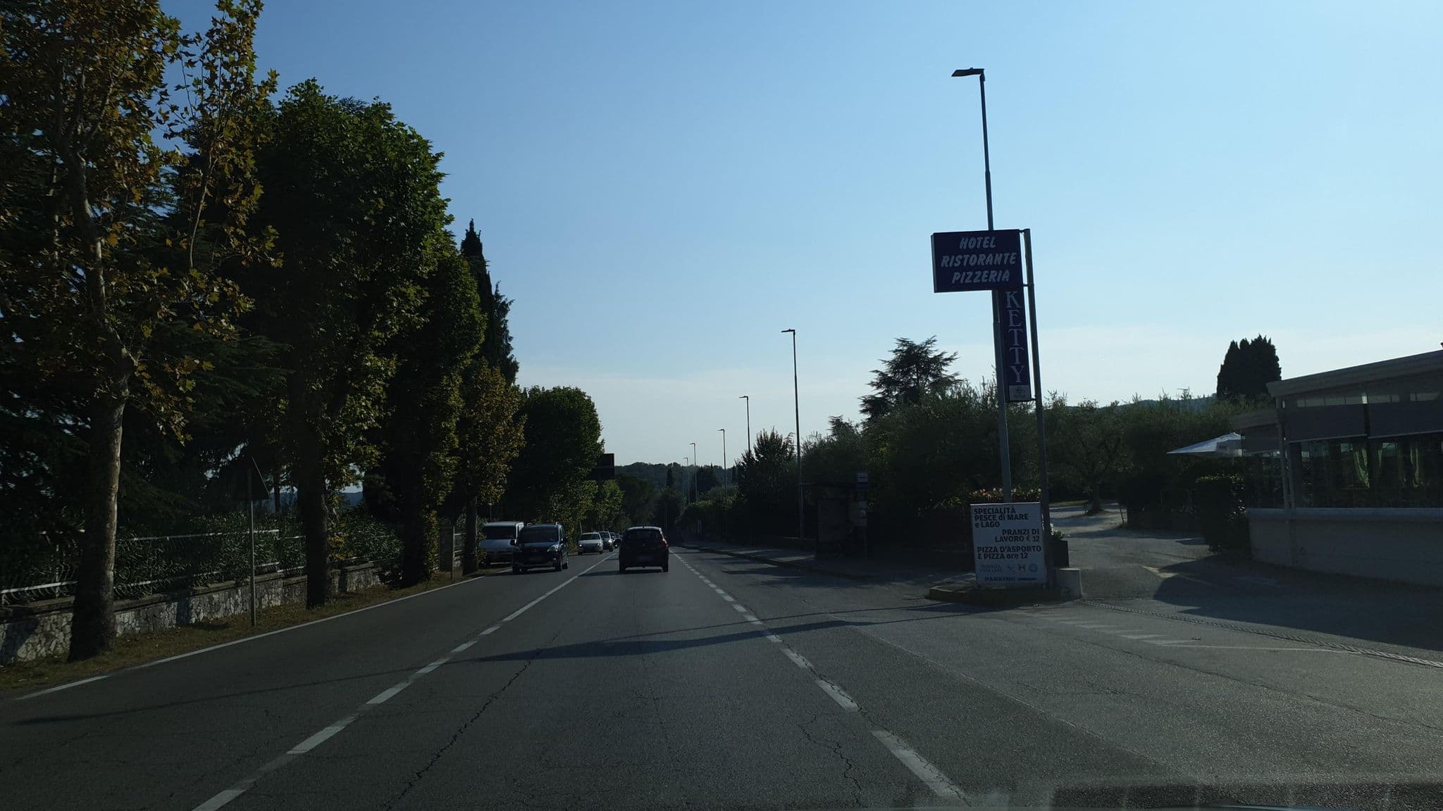 Street view near Hotel Ketty, Padenghe sul Garda — © jopparn (CC BY-SA · Mapillary)