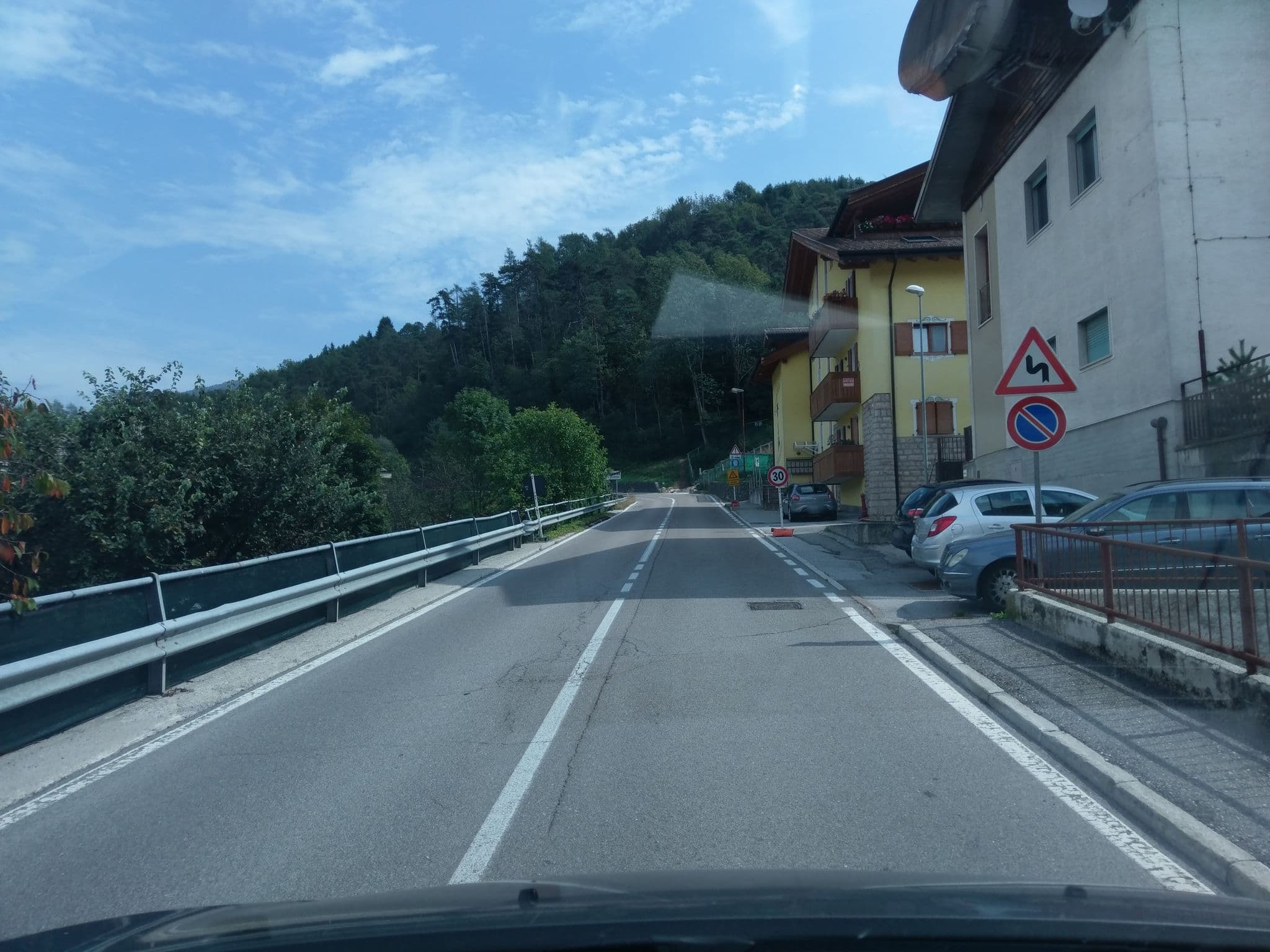 Street view near Al Cervo, Bleggio Superiore — © bufonto (CC BY-SA · Mapillary)