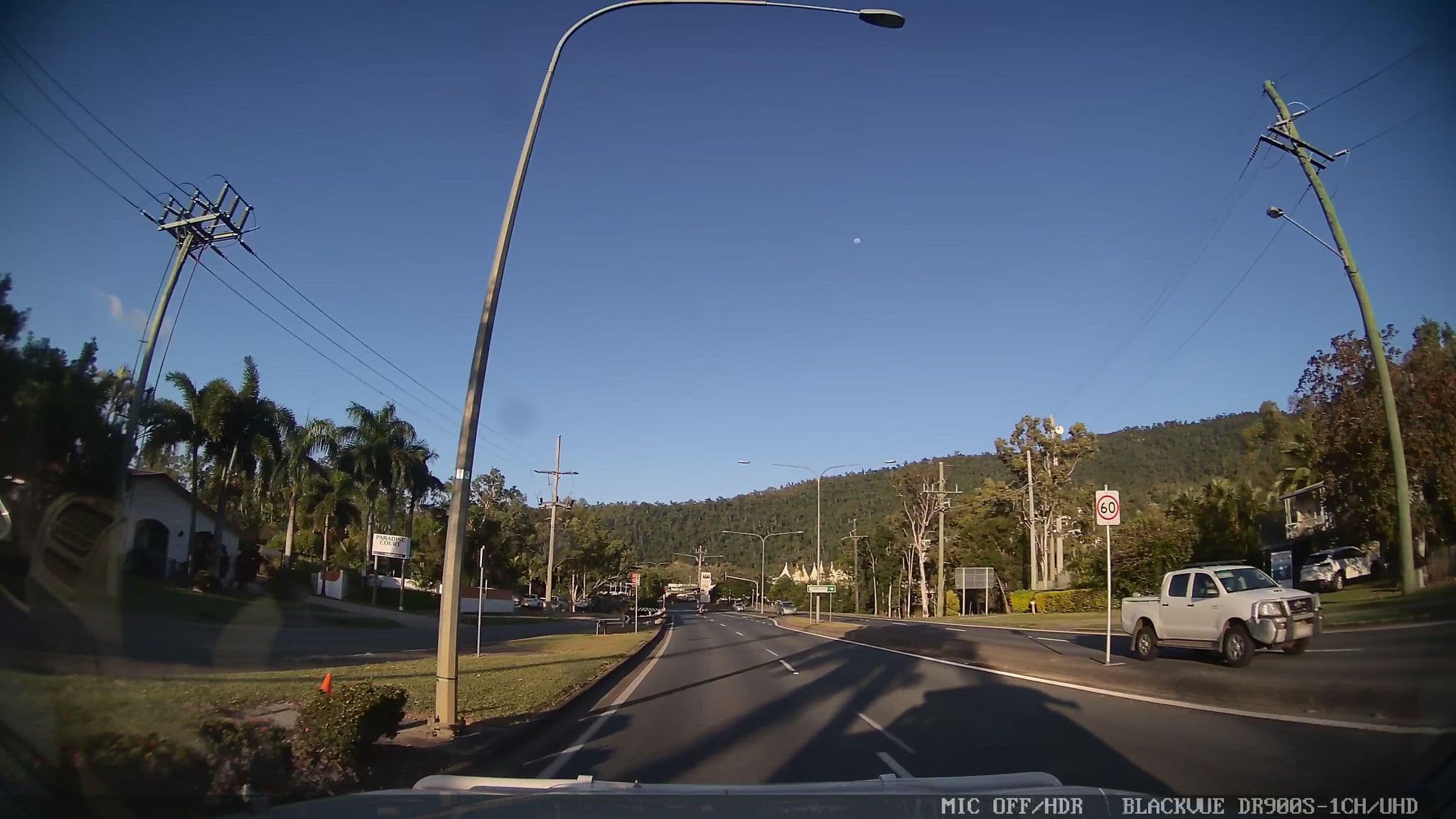 Street view near Paradise Court Holiday Unit, Cannonvale — © jthnz (CC BY-SA · Mapillary)