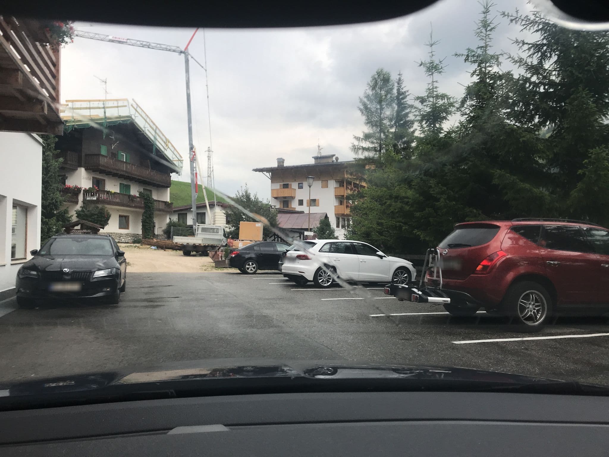Street view near Hotel Melodia del Bosco, La Valle - Wengen