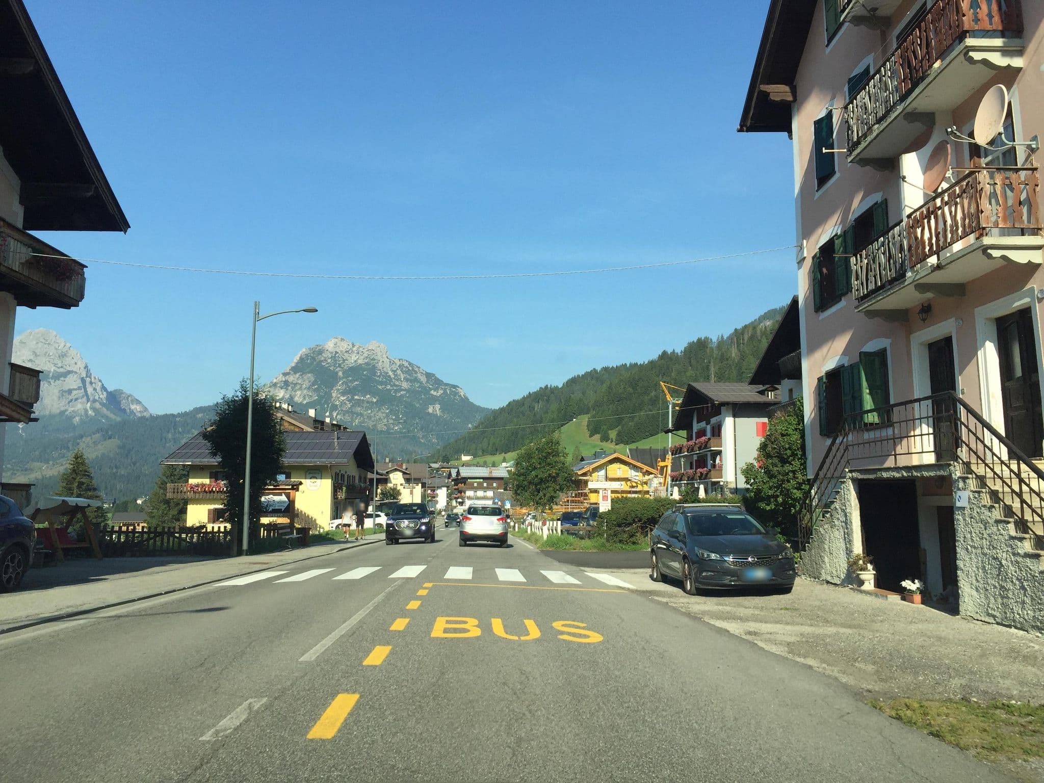 Street view near Hotel Siera Hof, Granvilla — © igorzo (CC BY-SA · Mapillary)