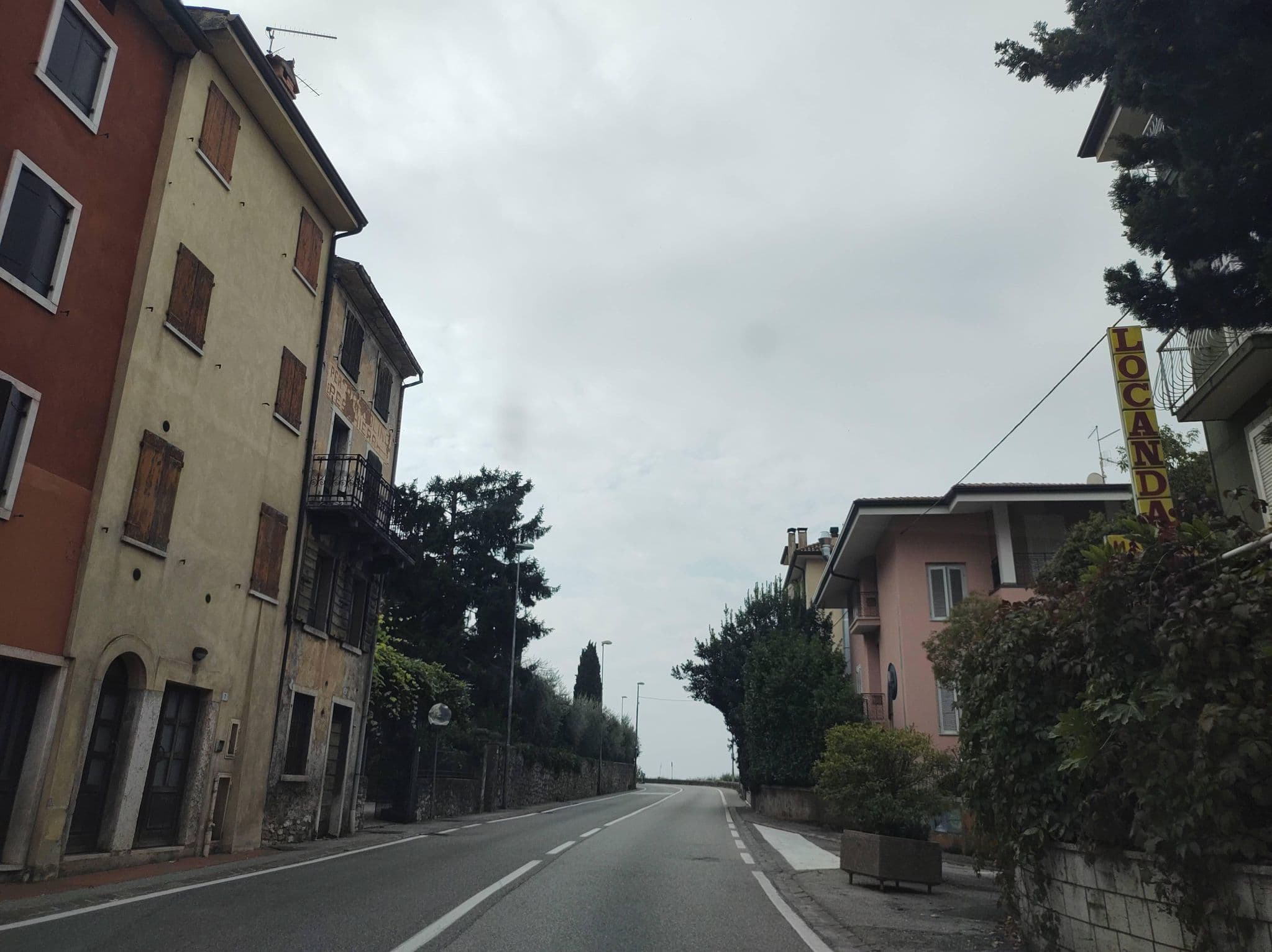 Street view near Hotel Terminus, Garda — © thetornado76 (CC BY-SA · Mapillary)