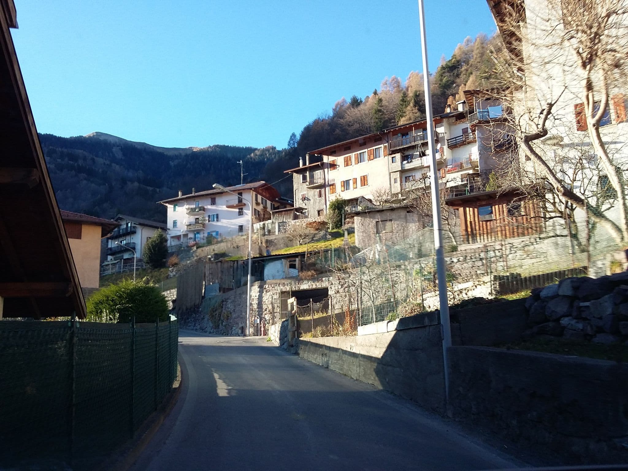 Street view near Ostello della gioventù, Condino — © zonta72 (CC BY-SA · Mapillary)