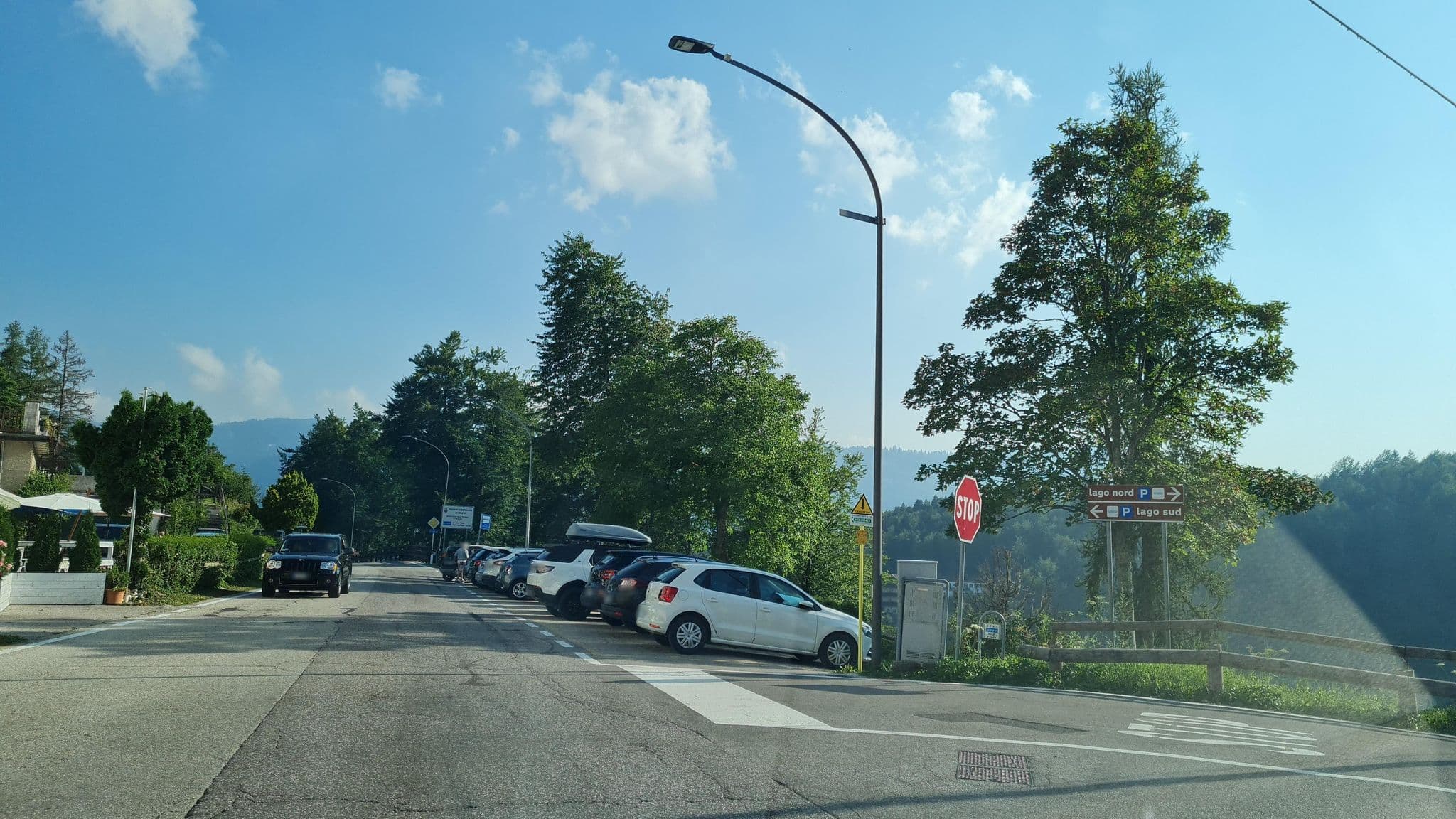 Street view near Hotel du Lac, Caldonazzo — © laniuscollurio (CC BY-SA · Mapillary)