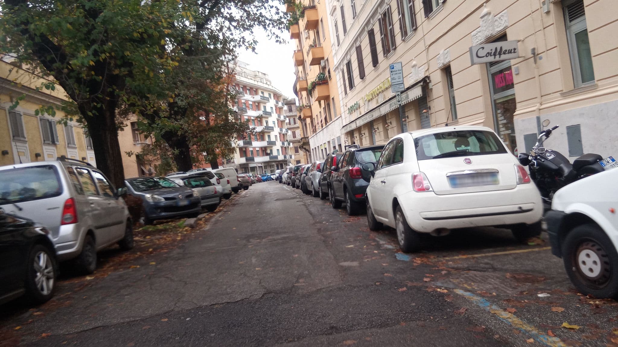Street view near Ateneo Palace, Esquilino — © alesarrett (CC BY-SA · Mapillary)
