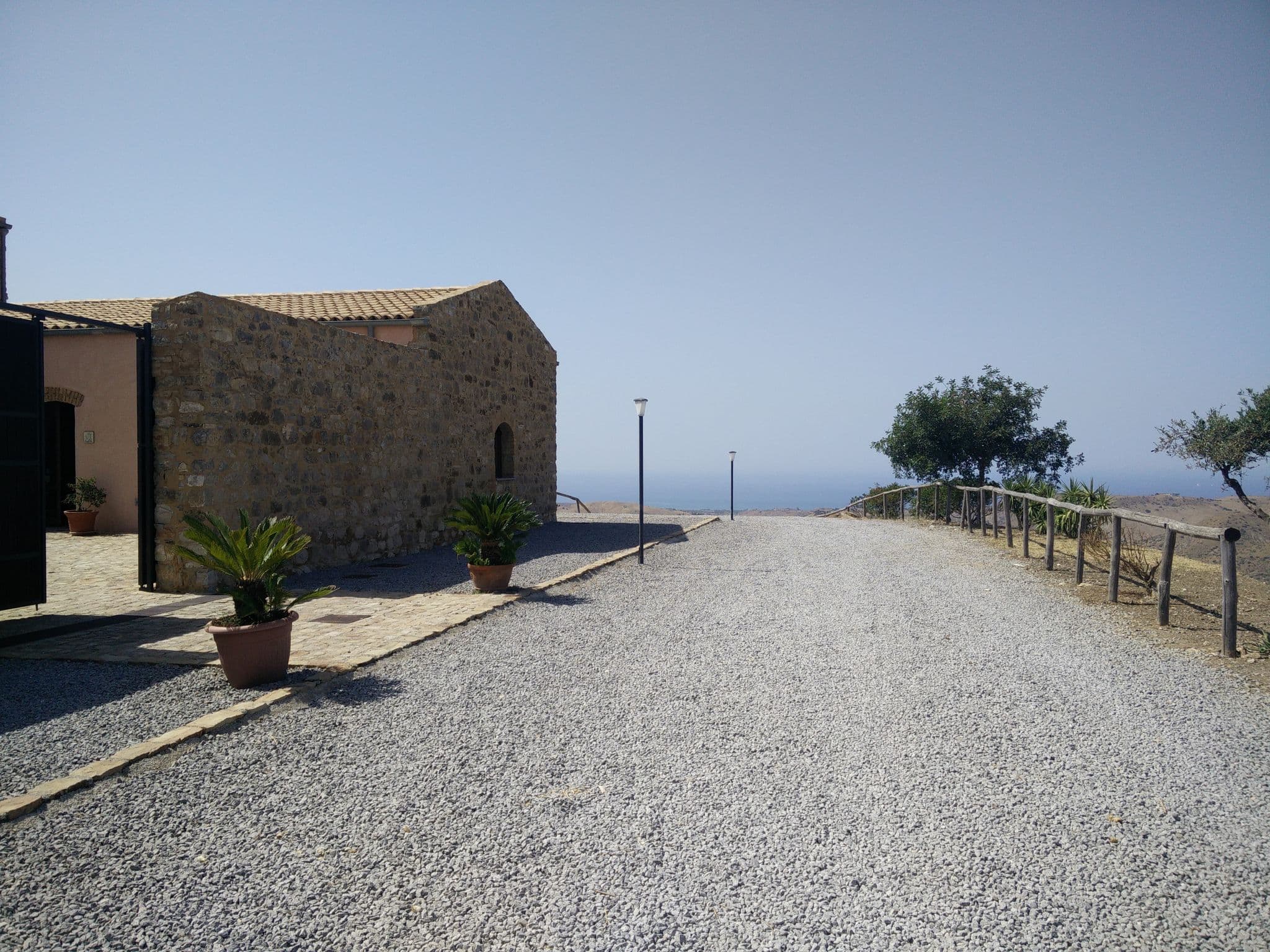 Street view near Case Tabarani, Collesano — © eppesuig (CC BY-SA · Mapillary)