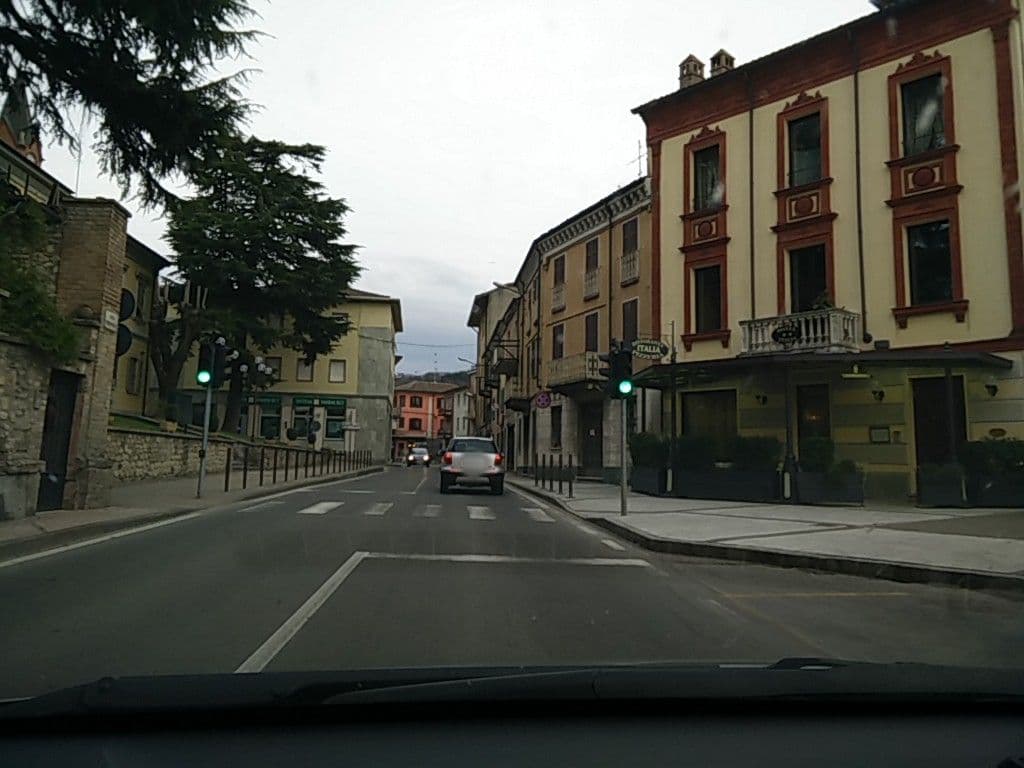 Street view near Hotel Italia, Godiasco — © bellazambo (CC BY-SA · Mapillary)