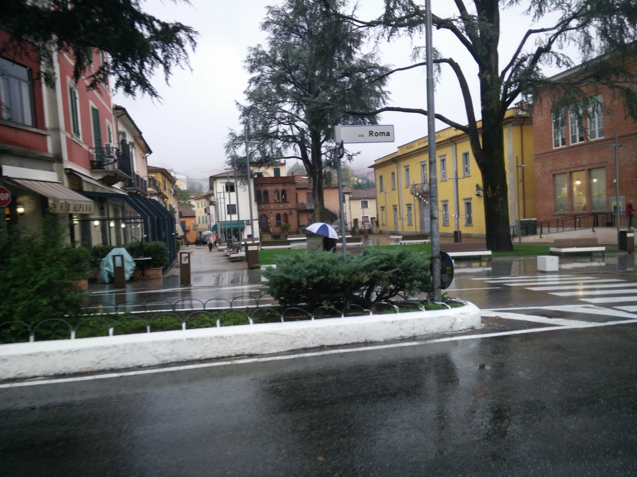 Street view near Hotel Ristorante Alpino, Barga — © joostjakob (CC BY-SA · Mapillary)