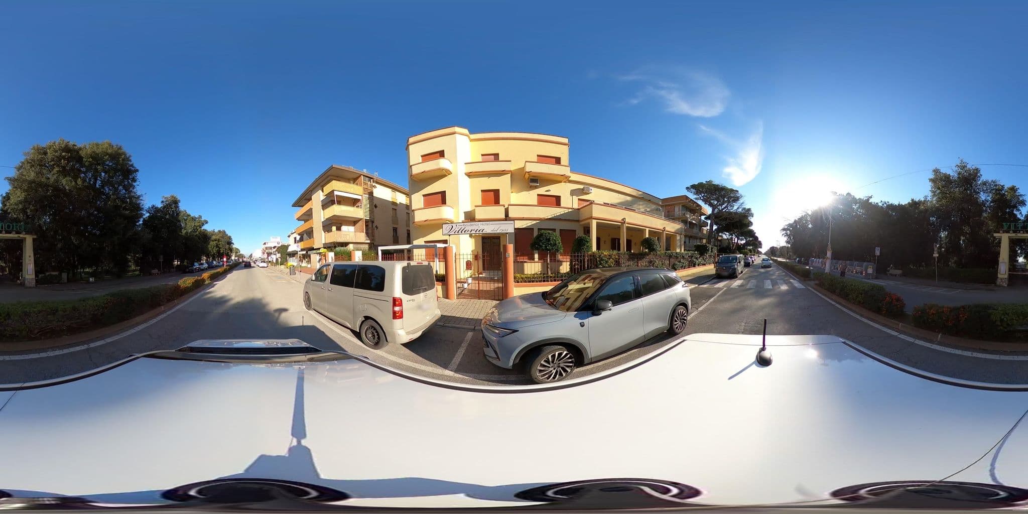 Street view near Residence Hotel Vittoria, Tirrenia — © momix (CC BY-SA · Mapillary)