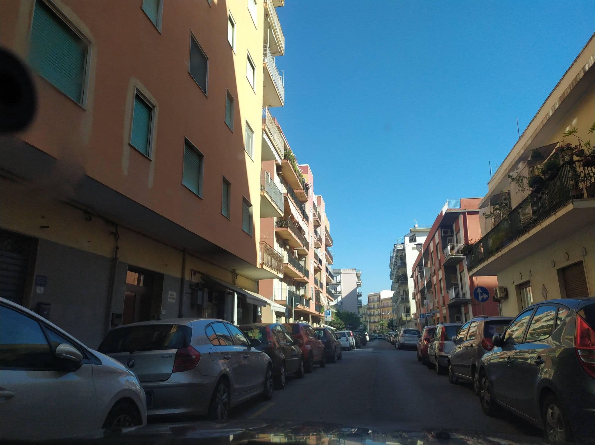 Street view near Chiaro di luna, Milazzo — © mcosm (CC BY-SA · Mapillary)