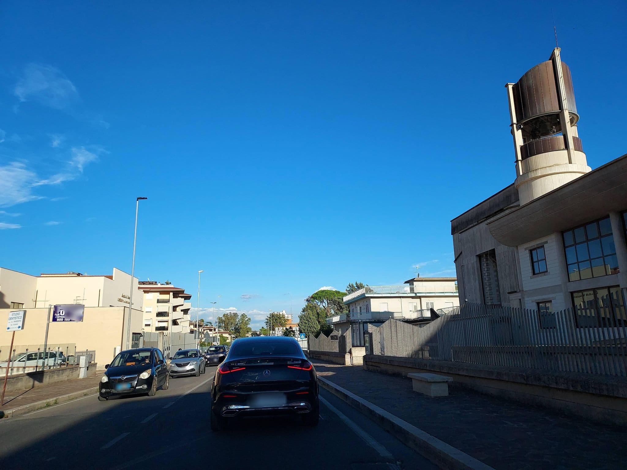 Street view near Via Appia lato Napoli, Formia — © odiug (CC BY-SA · Mapillary)